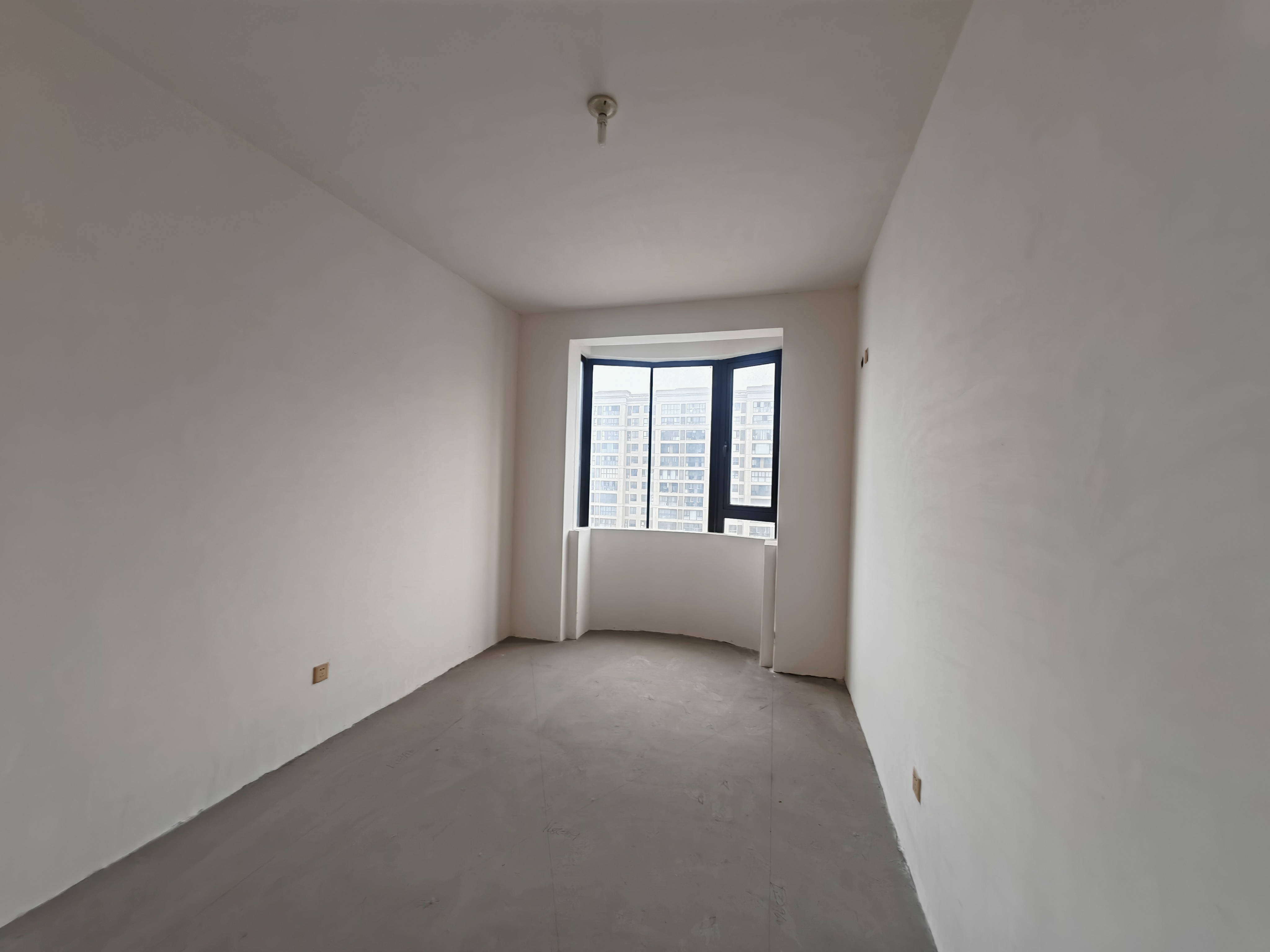 银河湾 4室2厅2卫 159m&sup2;