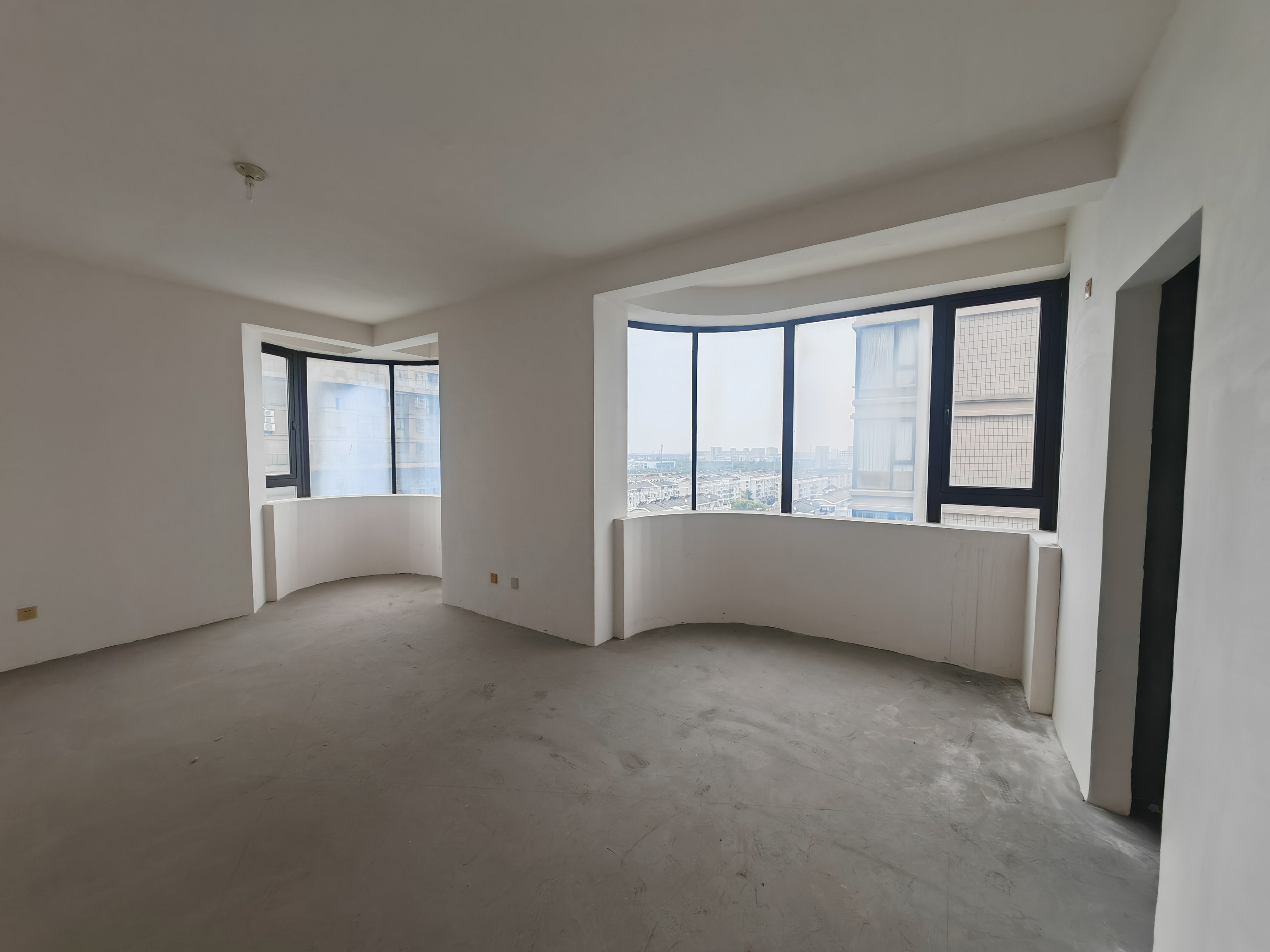银河湾 4室2厅2卫 159m&sup2;