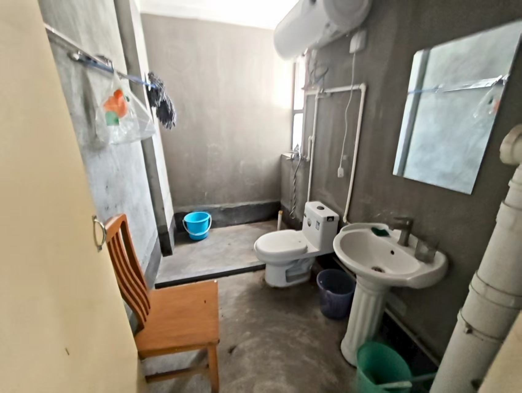 同和嘉苑北区 2室1厅1卫 80m&sup2;