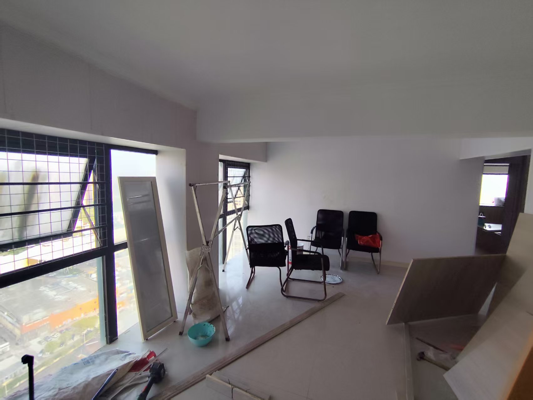 奥特莱斯 2室2厅1卫 100m&sup2;