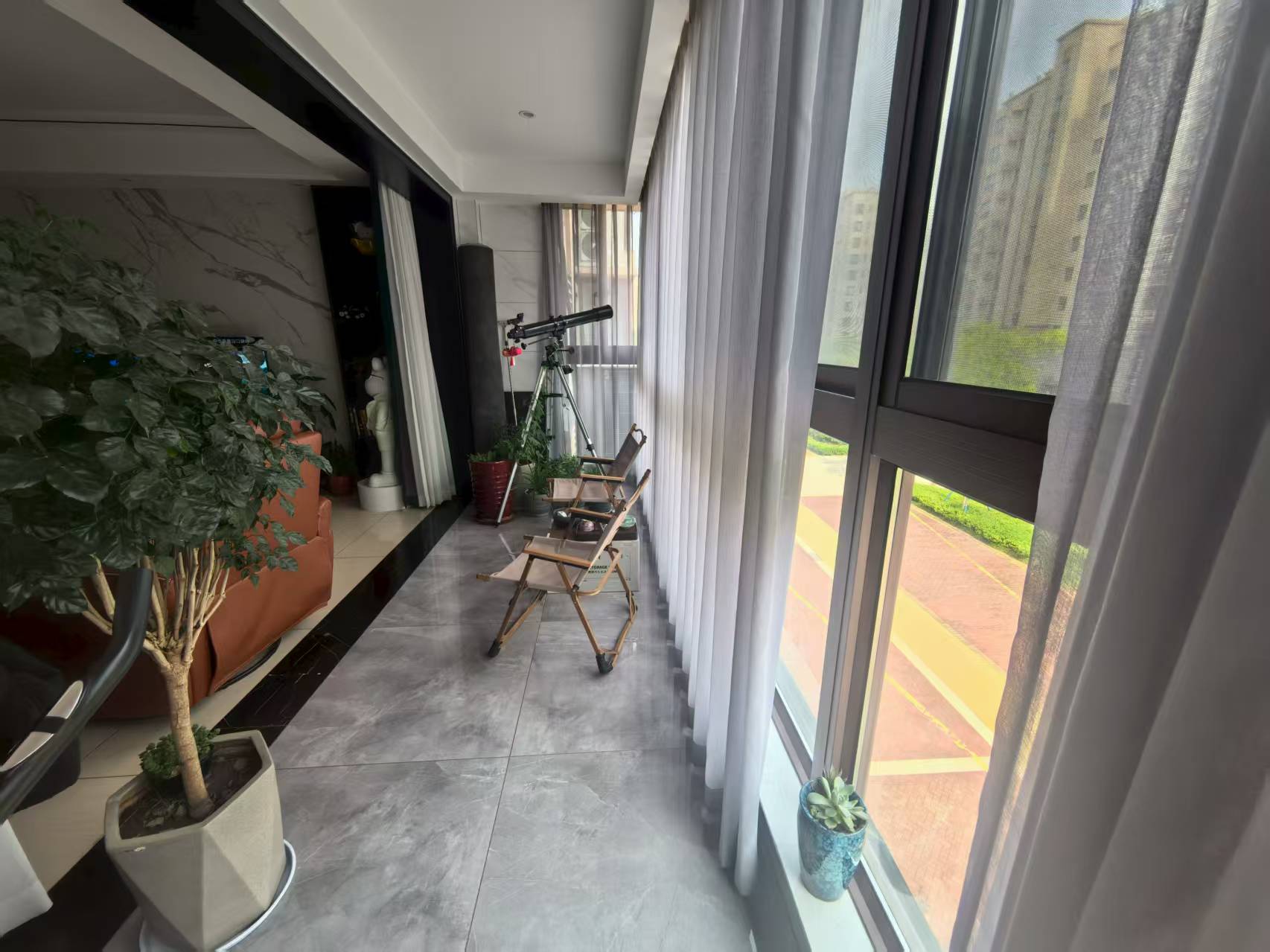 卓越万科新都会 4室2厅2卫 144m&sup2;