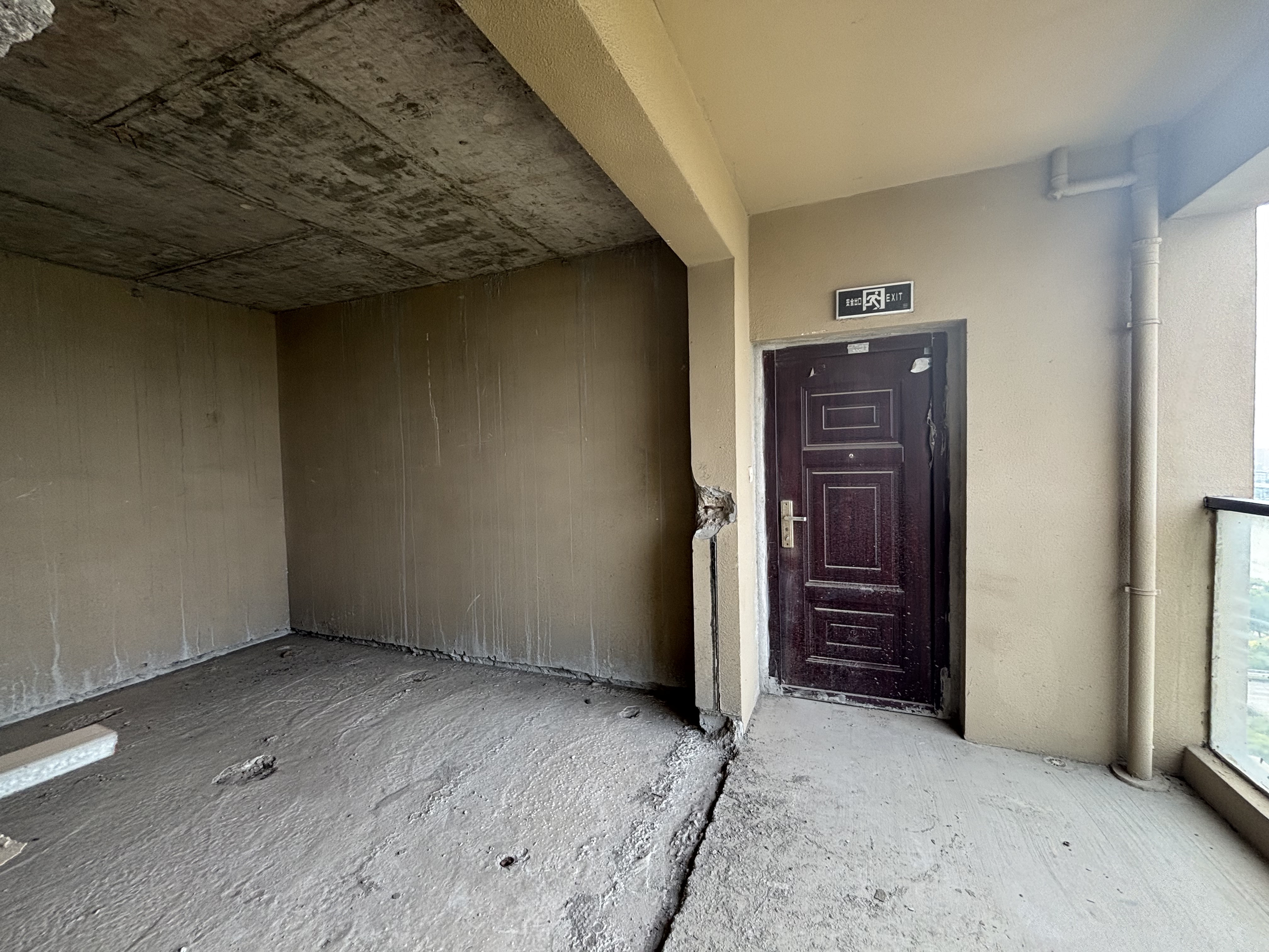 富都豪园 3室2厅2卫 168m&sup2;
