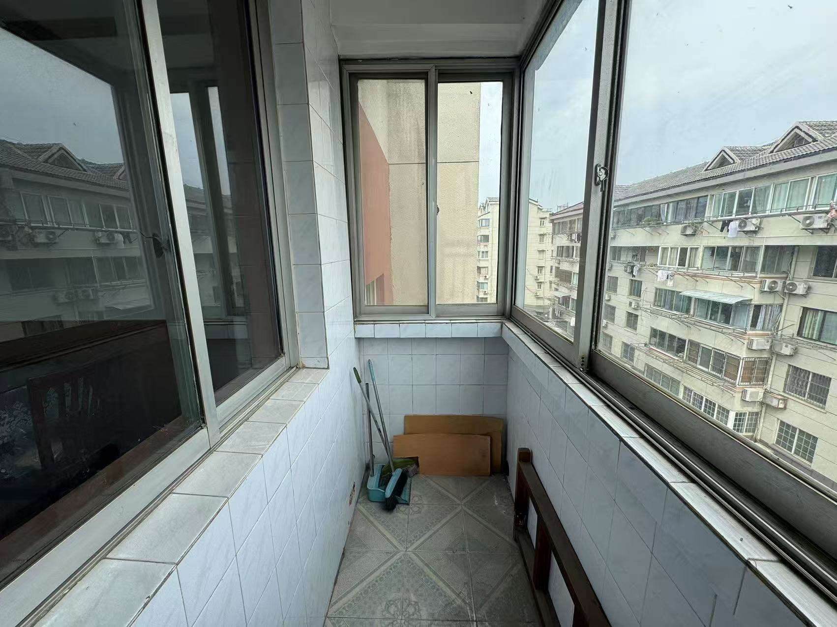 北濠桥东村 2室1厅1卫 76m&sup2;