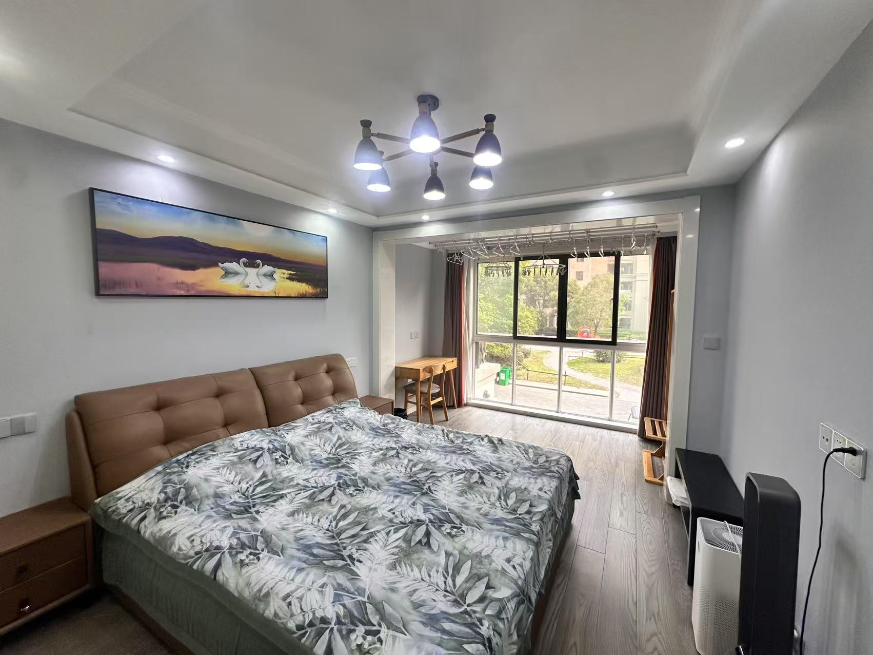 和融&bull;优山美地名邸 3室2厅1卫 130.97m&sup2;