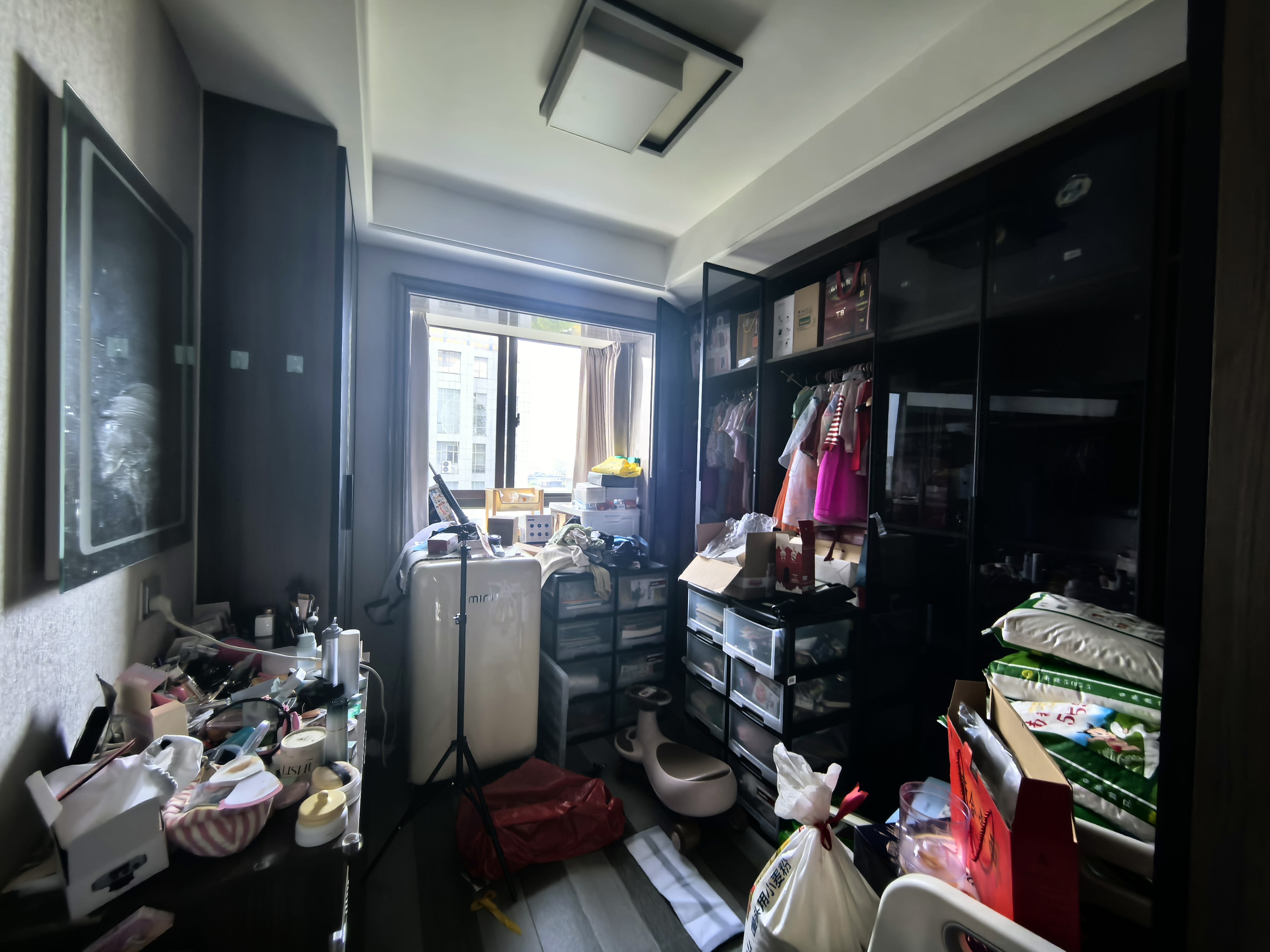 福瑞嘉园 4室2厅2卫 187m&sup2;
