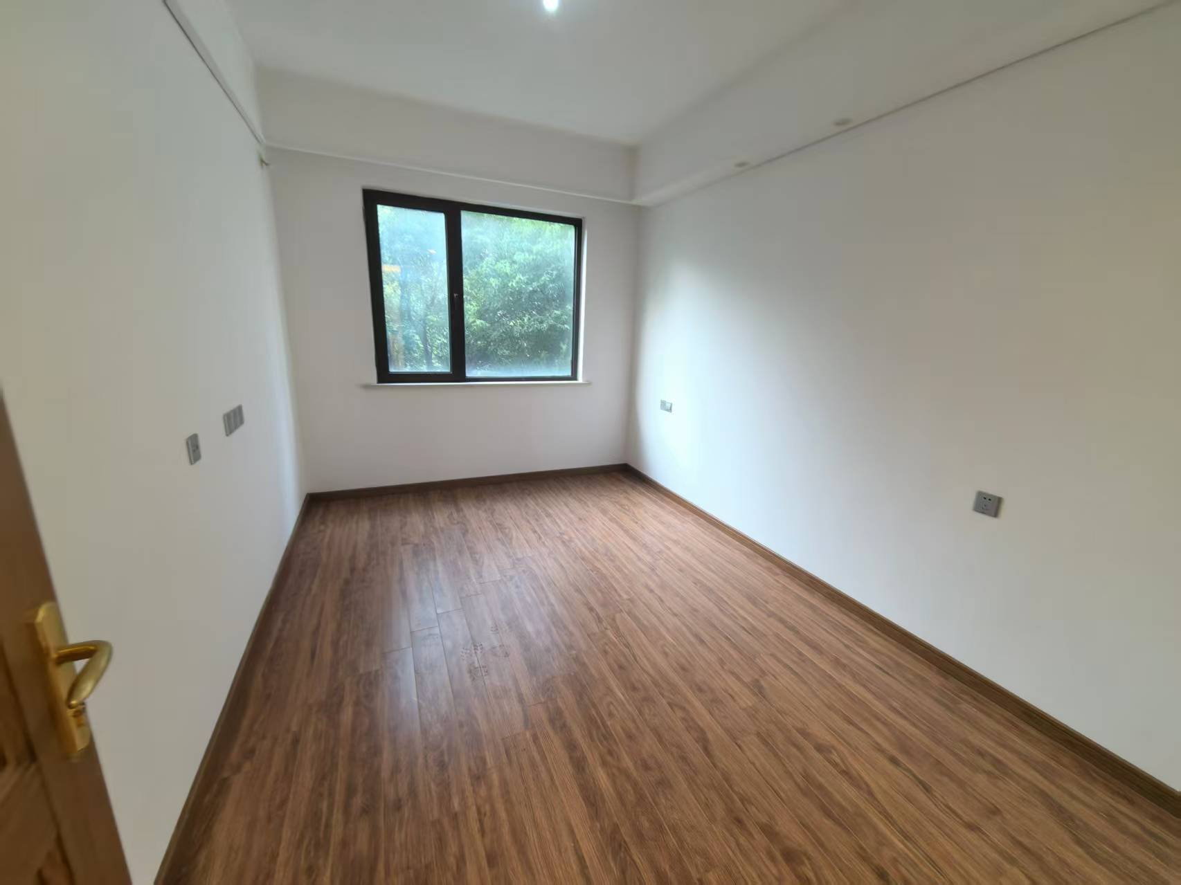 佳期漫 5室2厅2卫 145m&sup2;