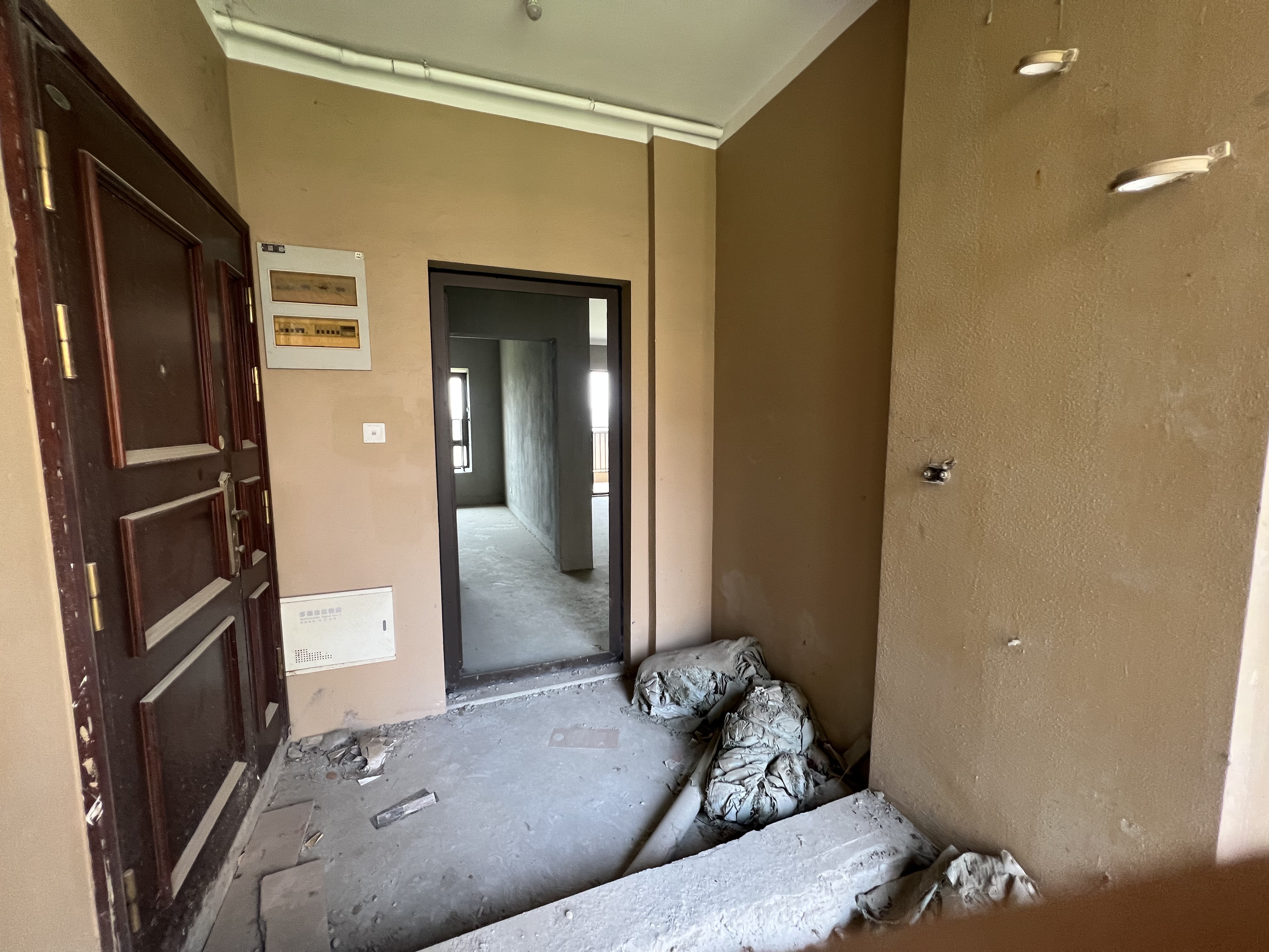 华强城 4室2厅2卫 158.00m&sup2;