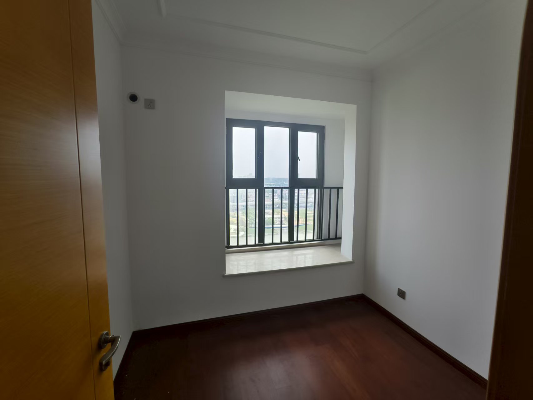 富力院士廷 4室2厅2卫 136m&sup2;