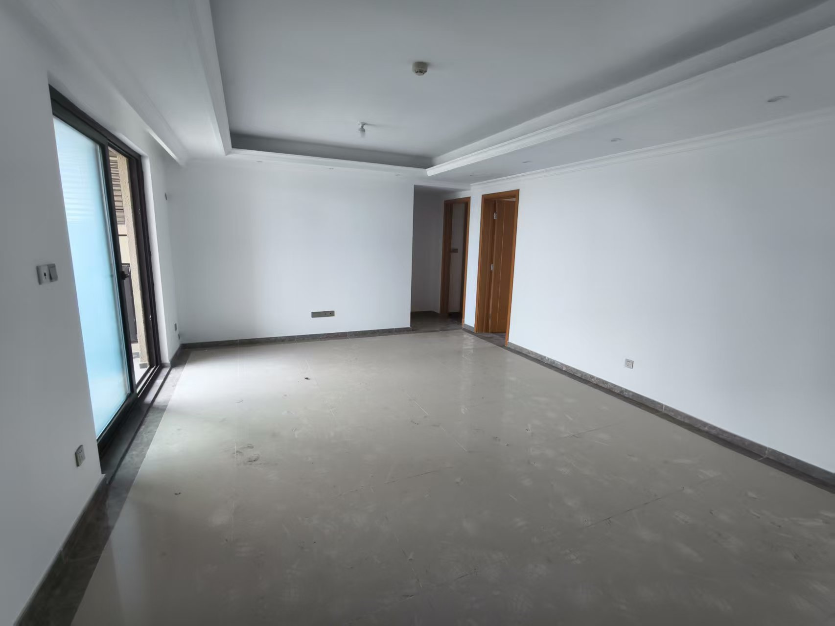富力院士廷 4室2厅2卫 136m&sup2;