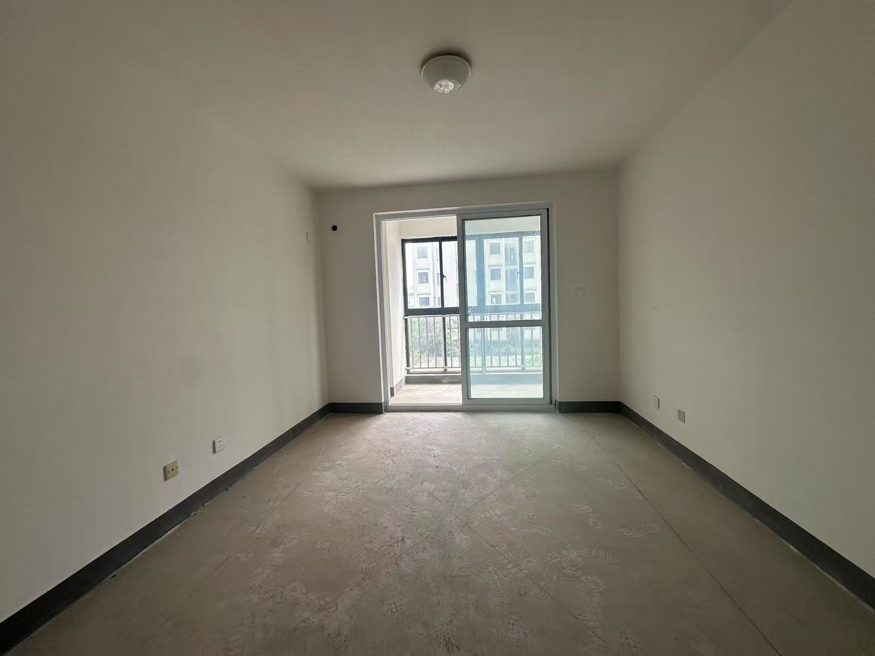陆洪小镇街区 1室1厅1卫 60.08m&sup2;