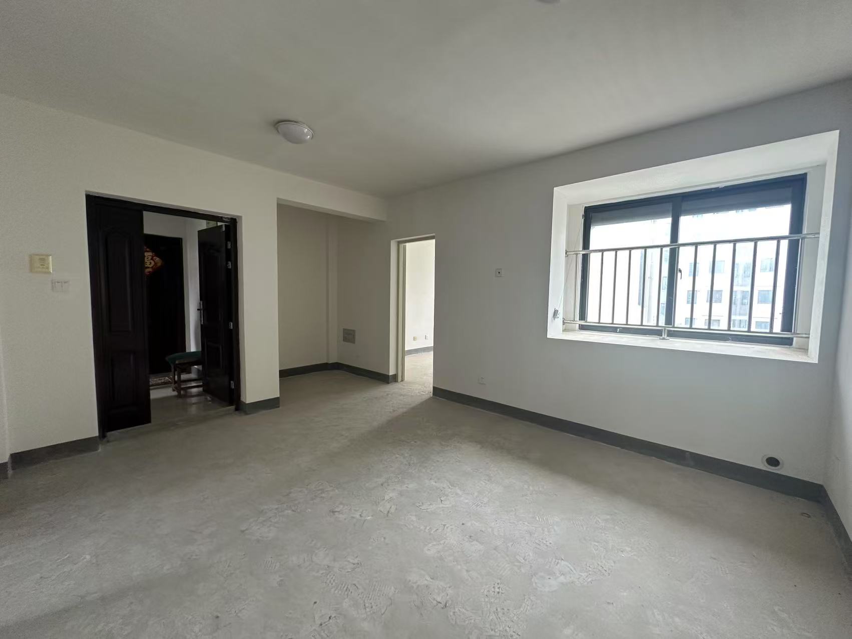 陆洪小镇街区 1室1厅1卫 60.08m²