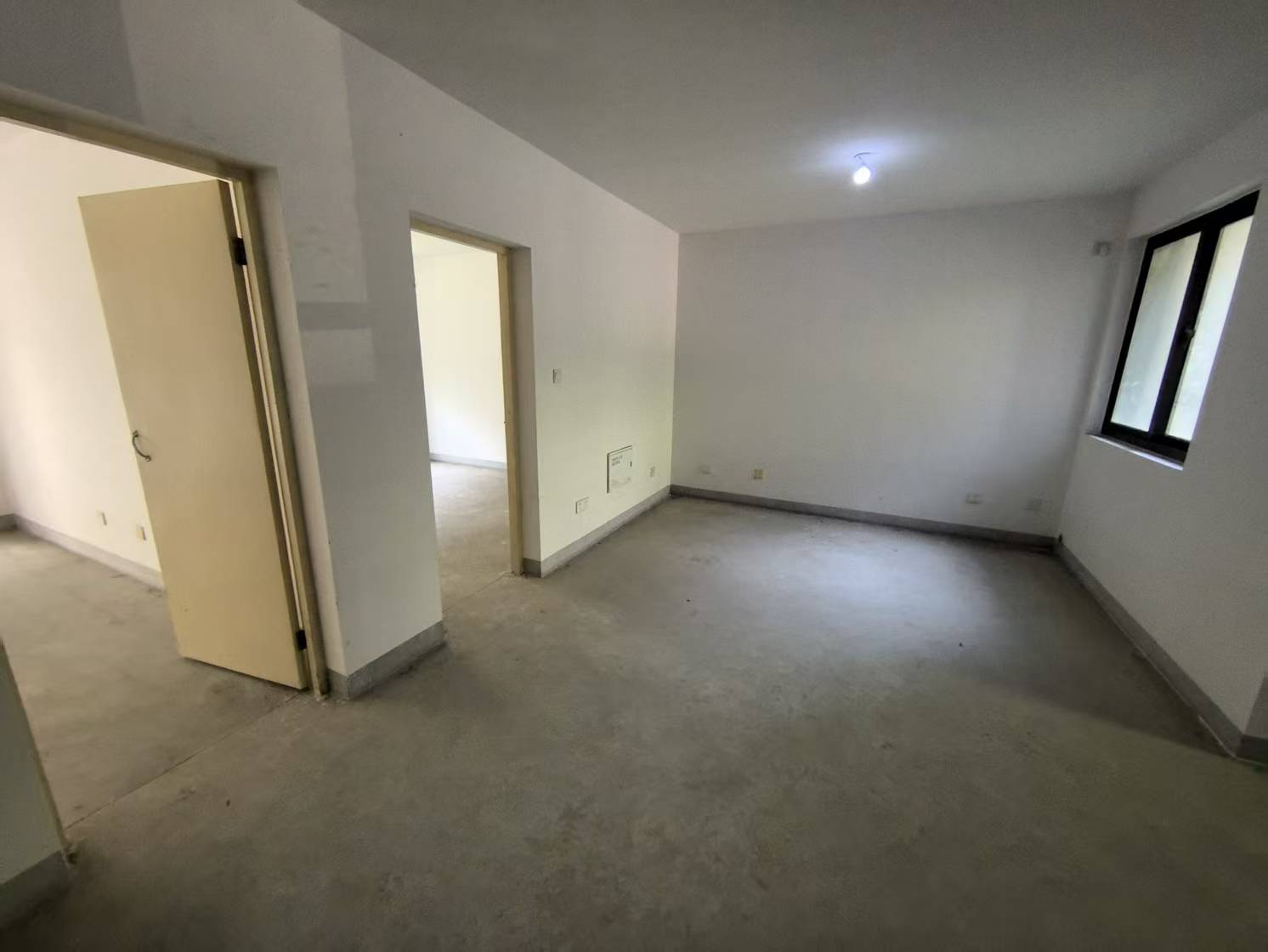 新城新苑 2室1厅1卫 84.16m&sup2;