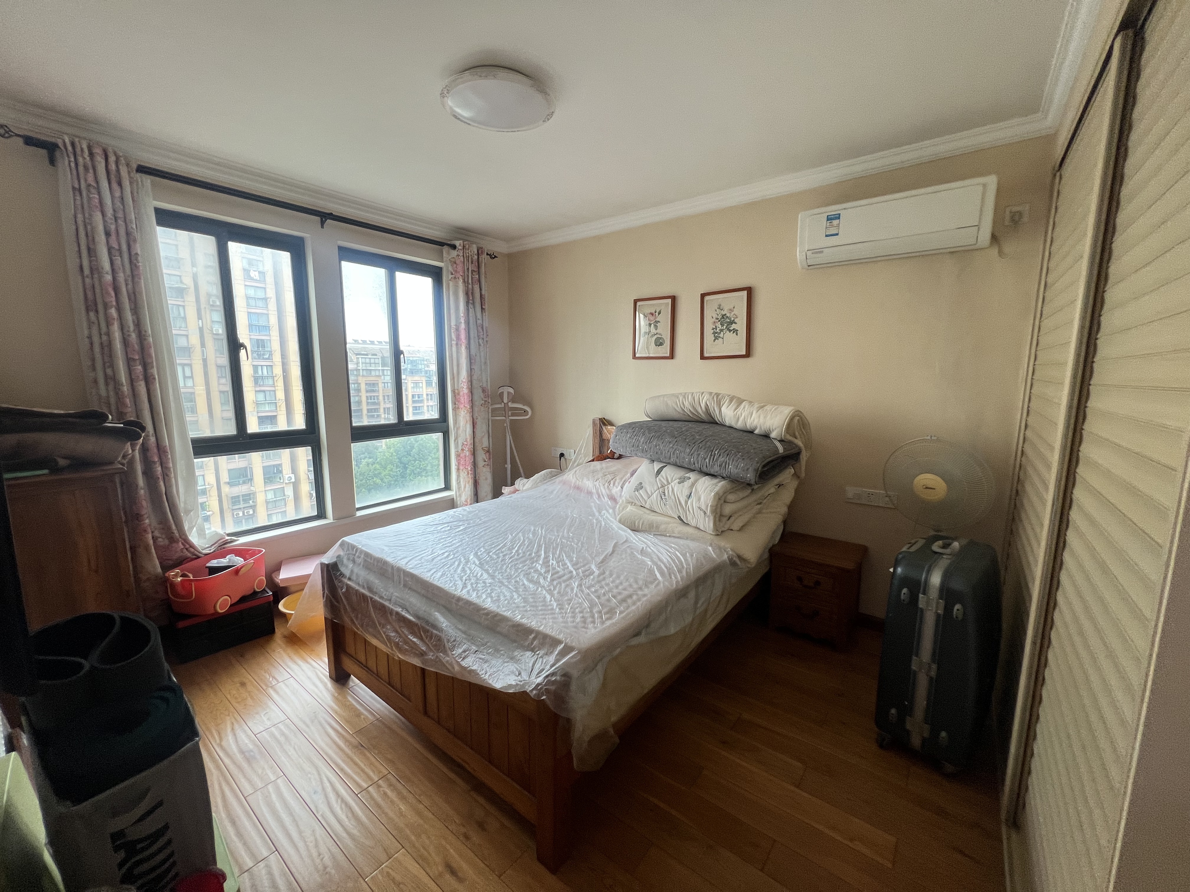 友谊嘉御龙庭 3室2厅2卫 176.67m&sup2;