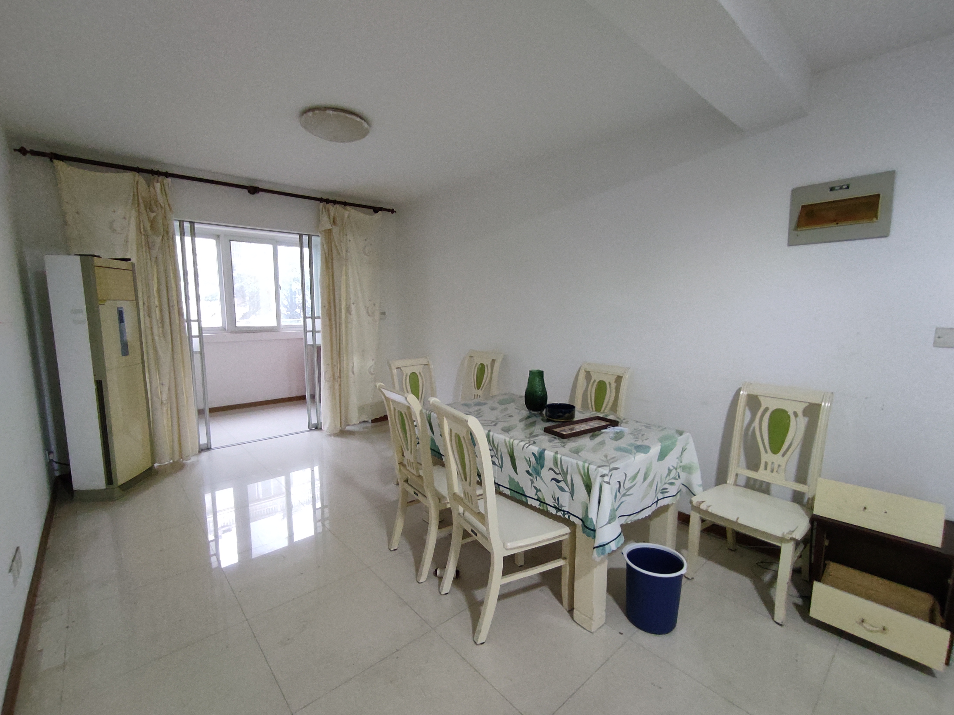 春晖花园 2室1厅1卫 80m&sup2;