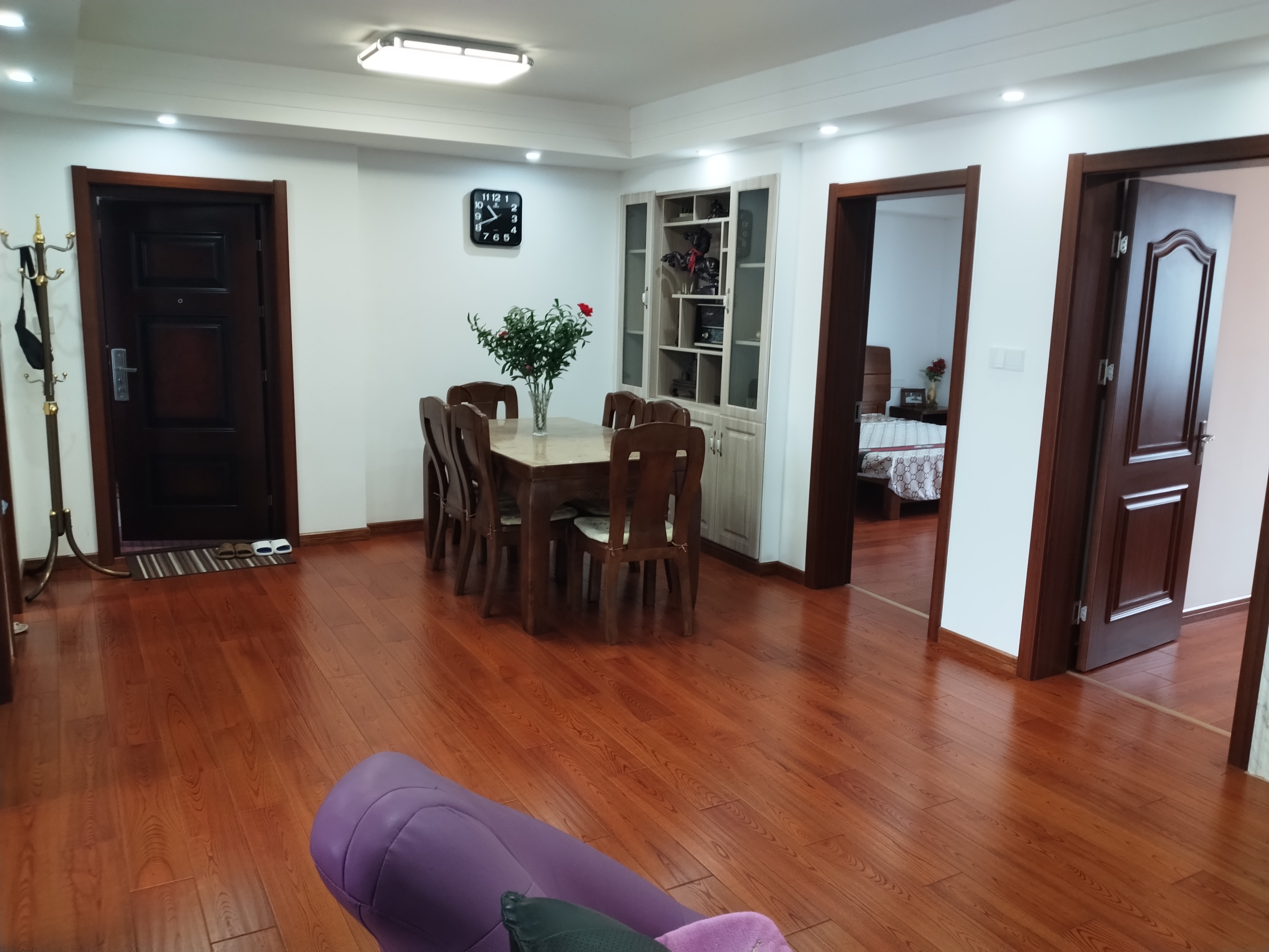 宝隆花园 3室1厅1卫 103m&sup2;