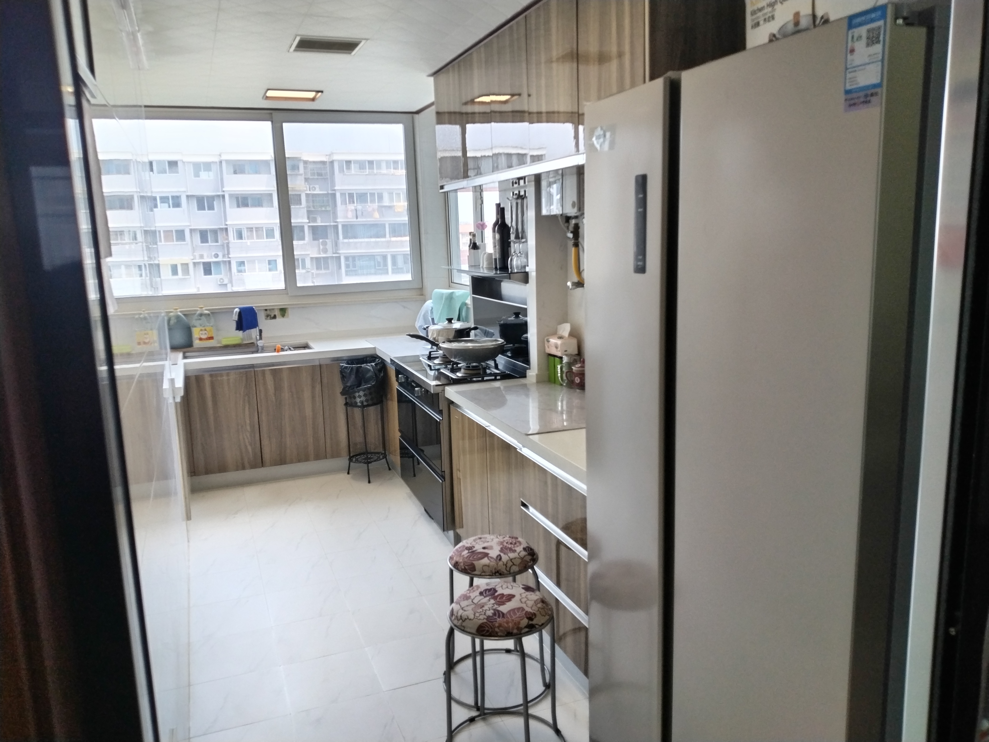 宝隆花园 3室1厅1卫 103m&sup2;