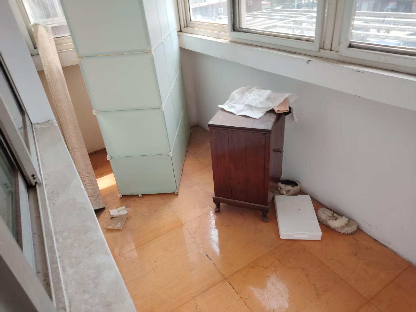 南川园新村 1室1厅1卫 60m&sup2;