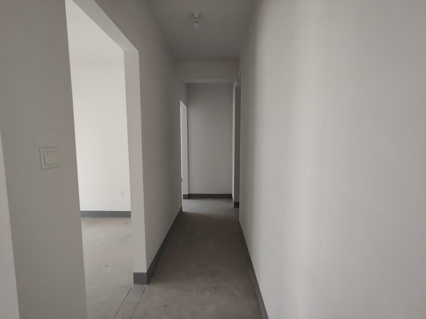 招商新城雍景湾 3室2厅1卫 87m&sup2;