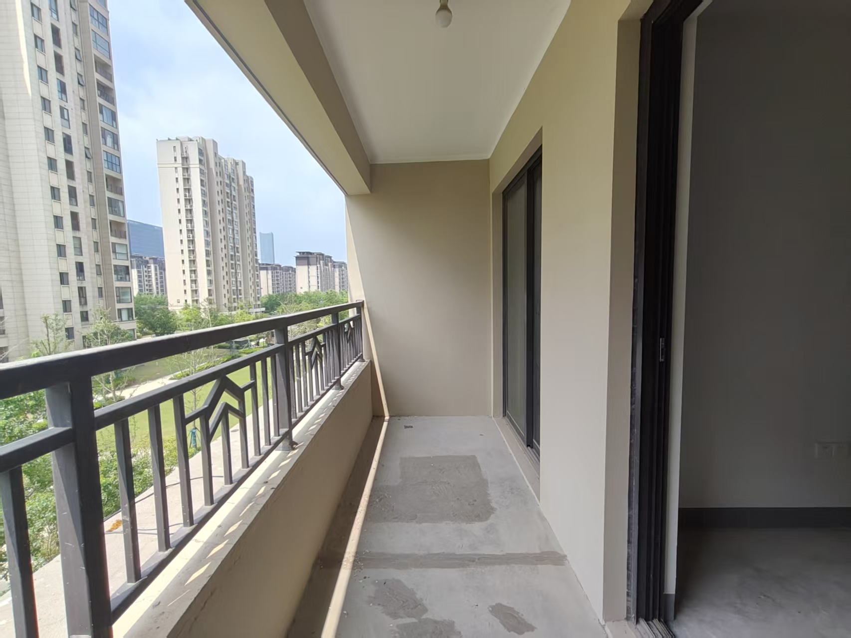招商新城雍景湾 3室2厅1卫 87m&sup2;