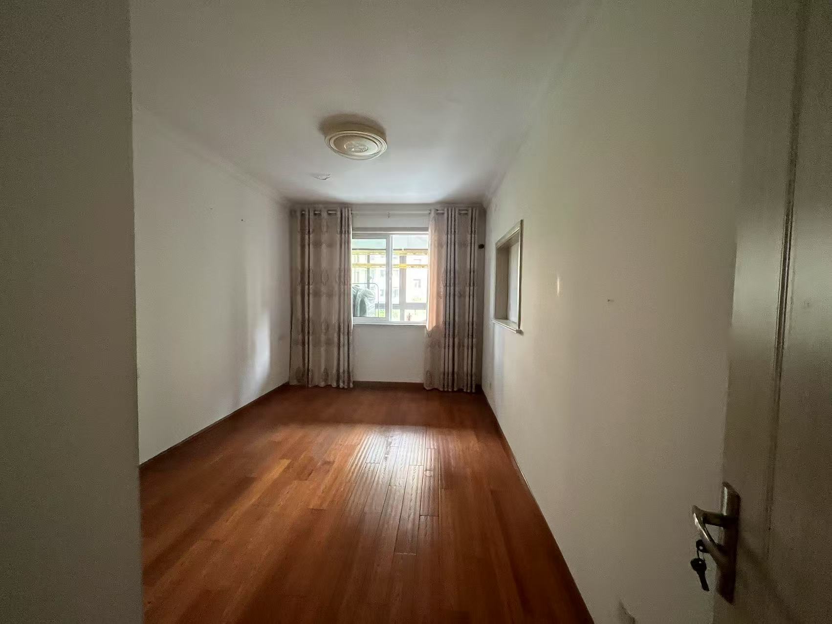 新城新苑 3室2厅1卫 123.5m&sup2;