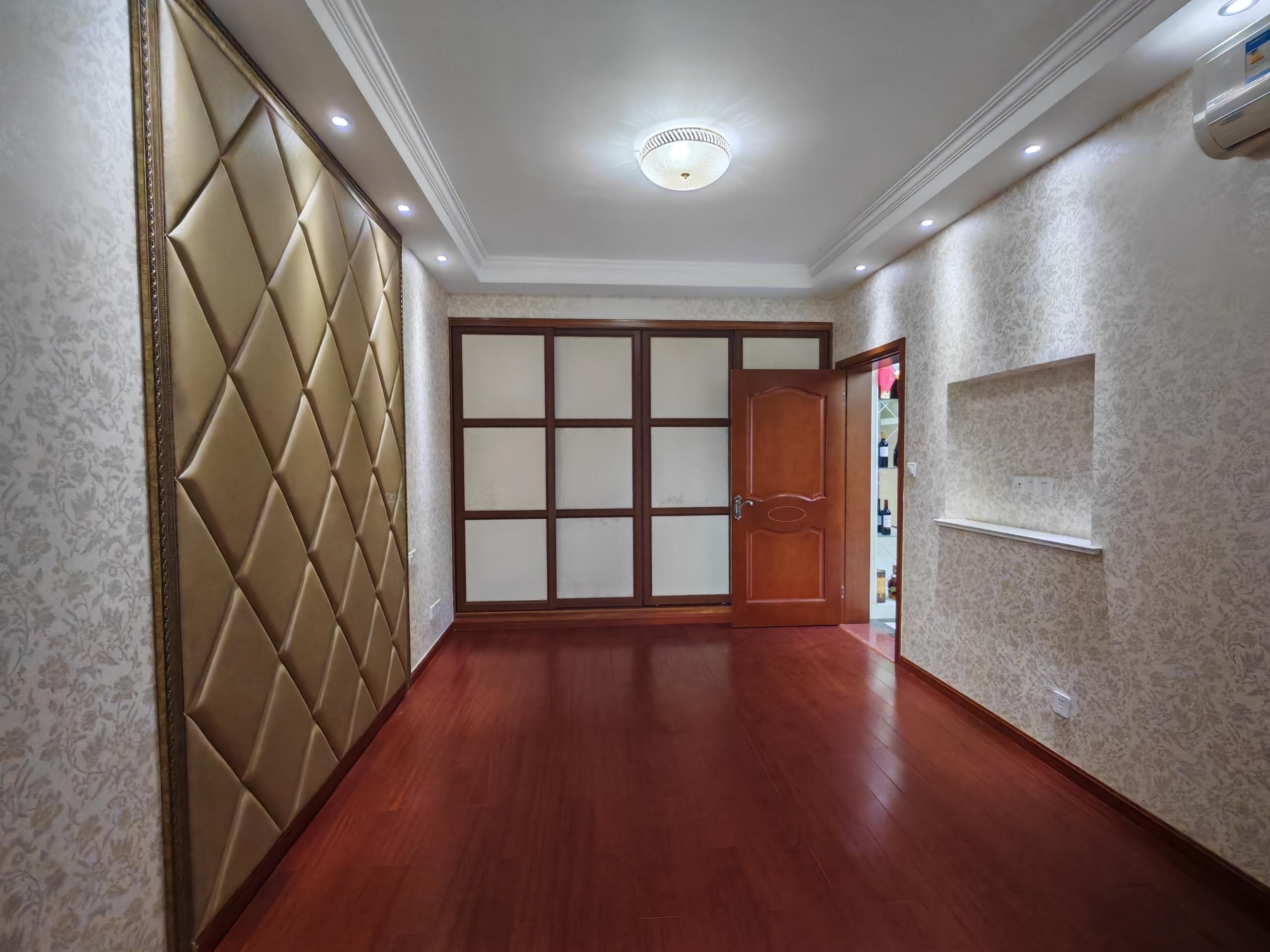 恒盛豪庭 2室1厅1卫 95m&sup2;