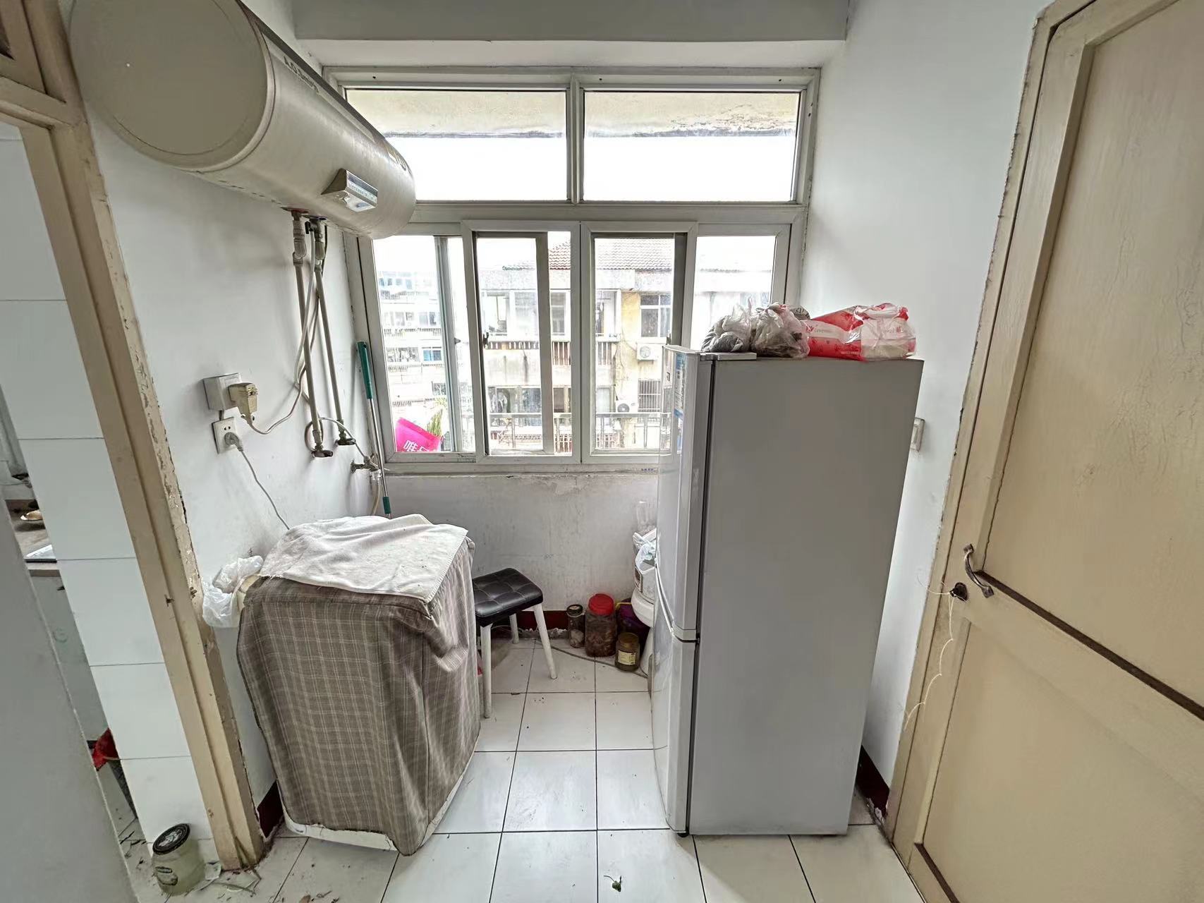 师范桥新村 2室2厅1卫 74.71m&sup2;