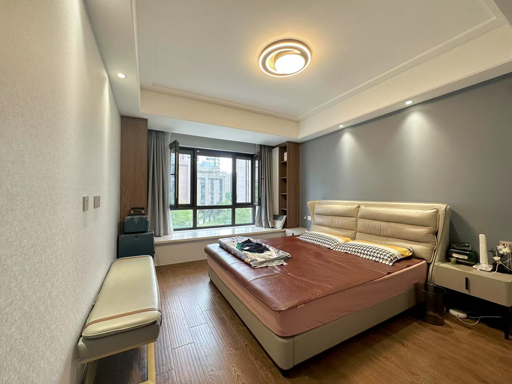 铂金时代 4室2厅2卫 138m&sup2;