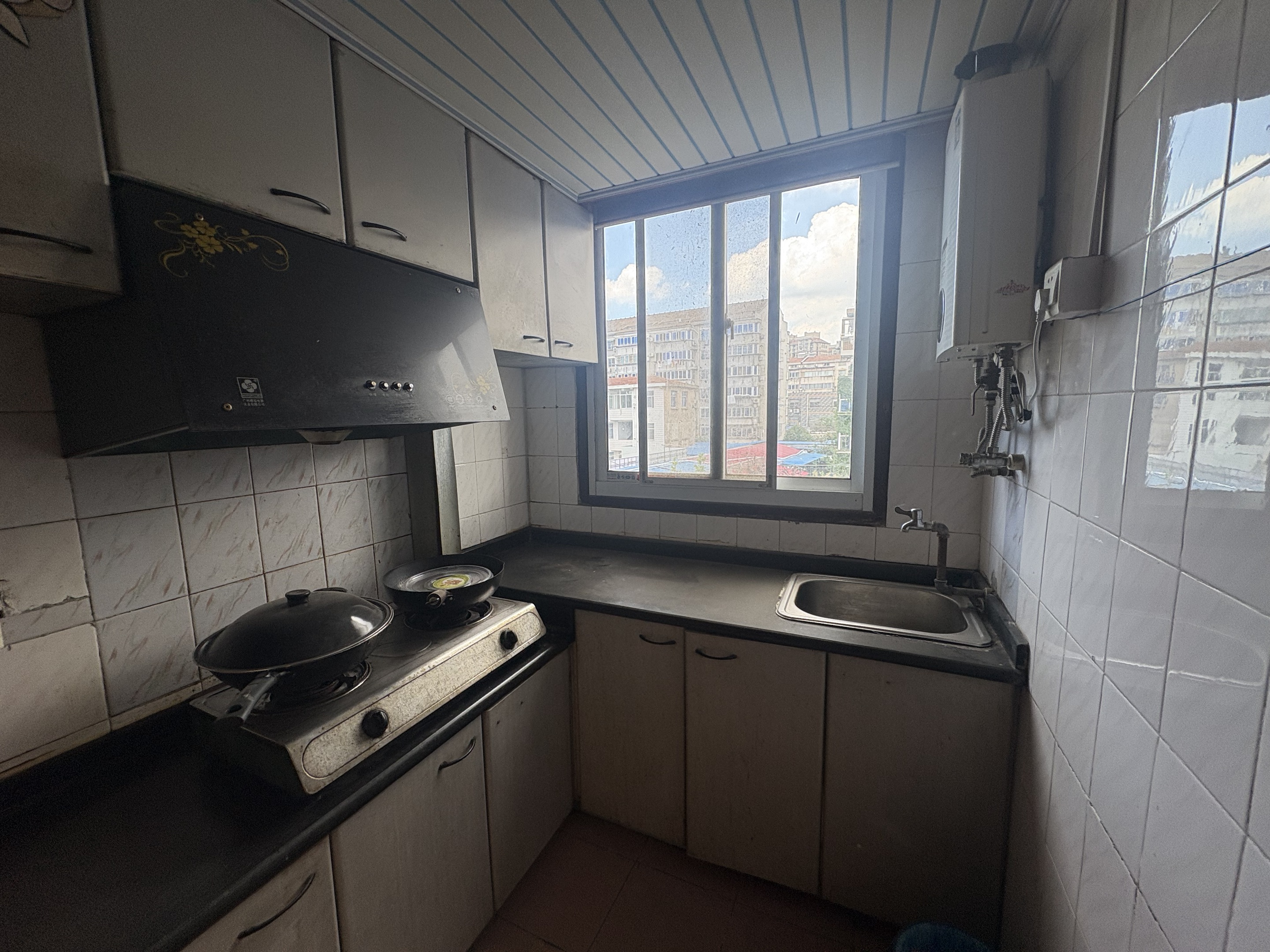 东赵家巷 2室1厅1卫 61.28m&sup2;