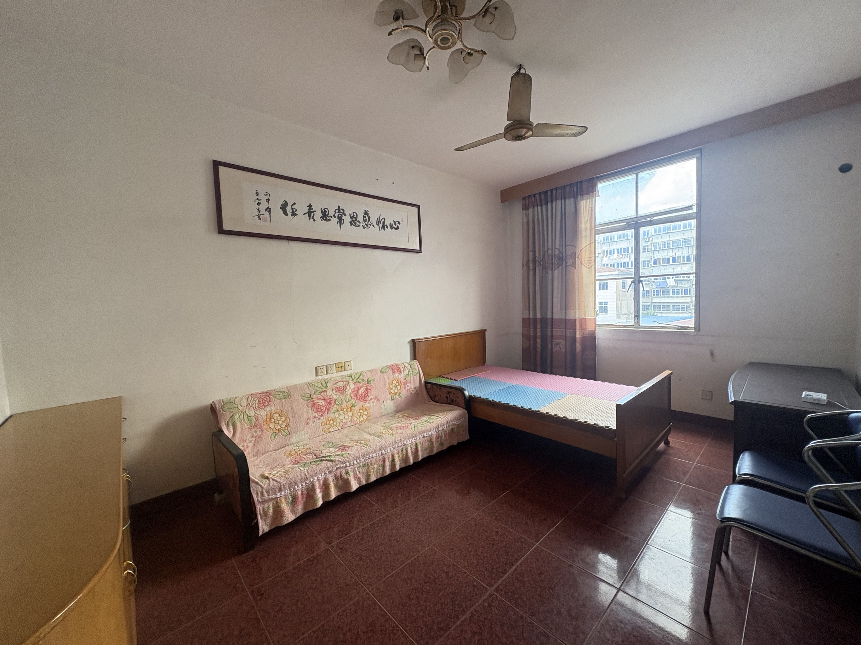 东赵家巷 2室1厅1卫 61.28m²