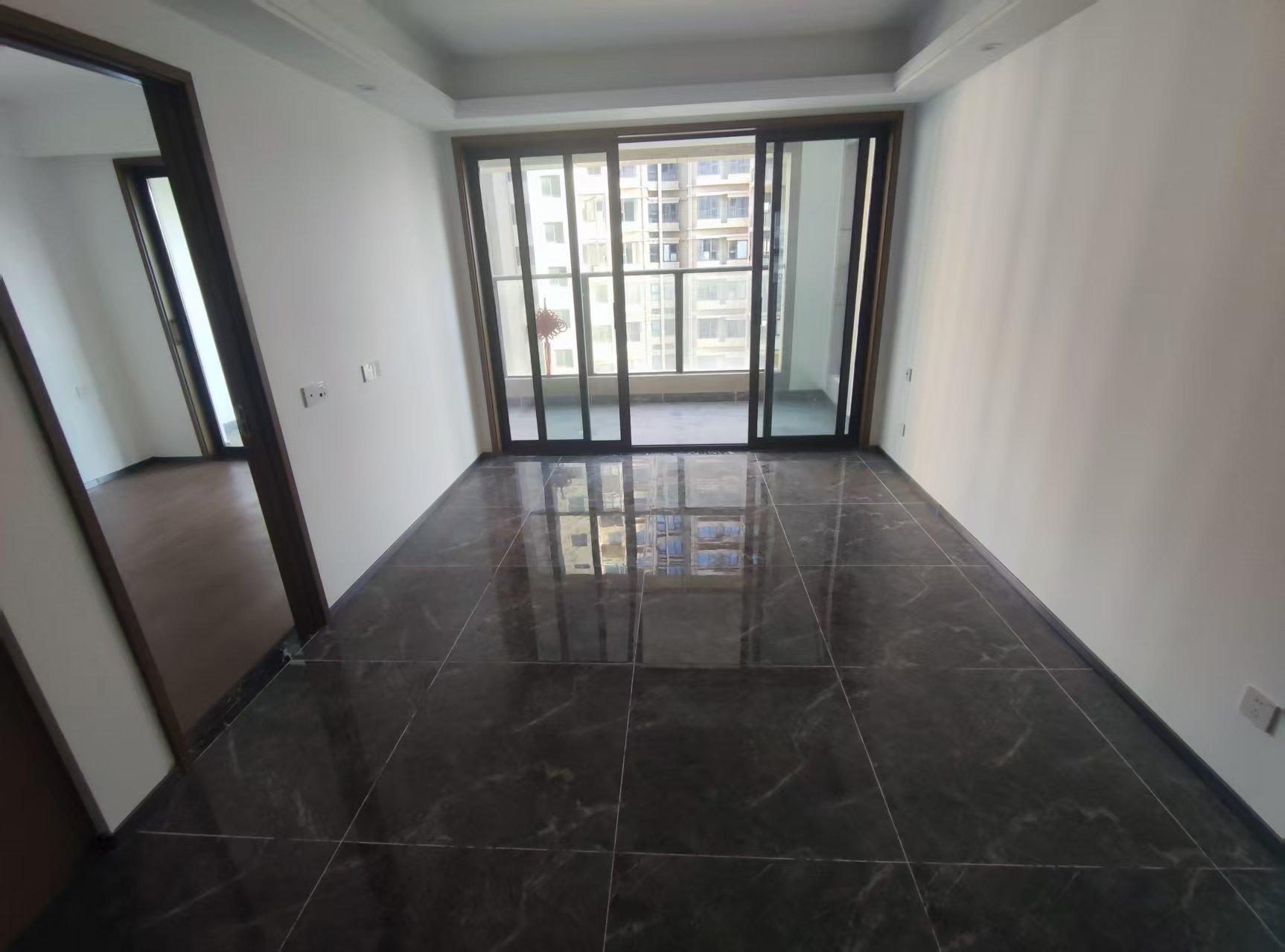 远创宸樾 3室2厅1卫 99.77m²