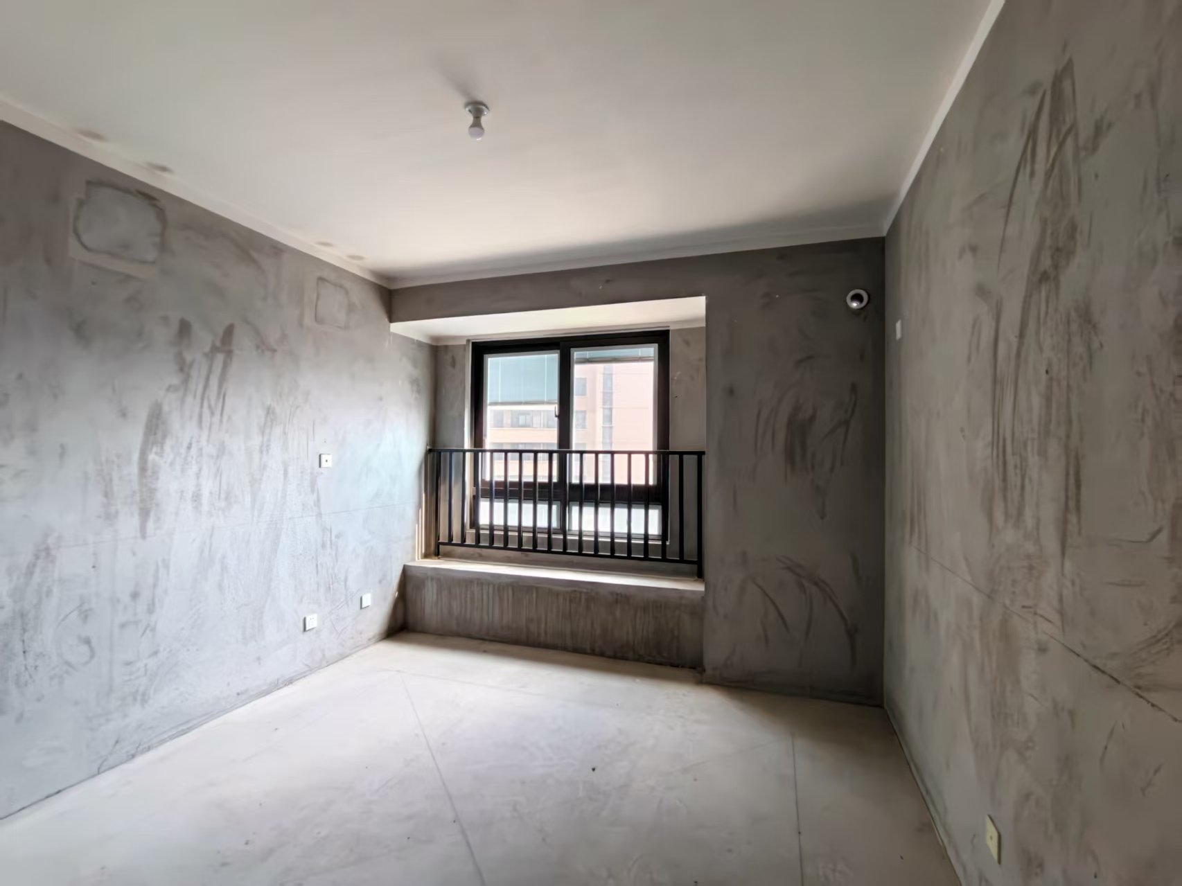 保利香槟国际 4室2厅2卫 155m&sup2;