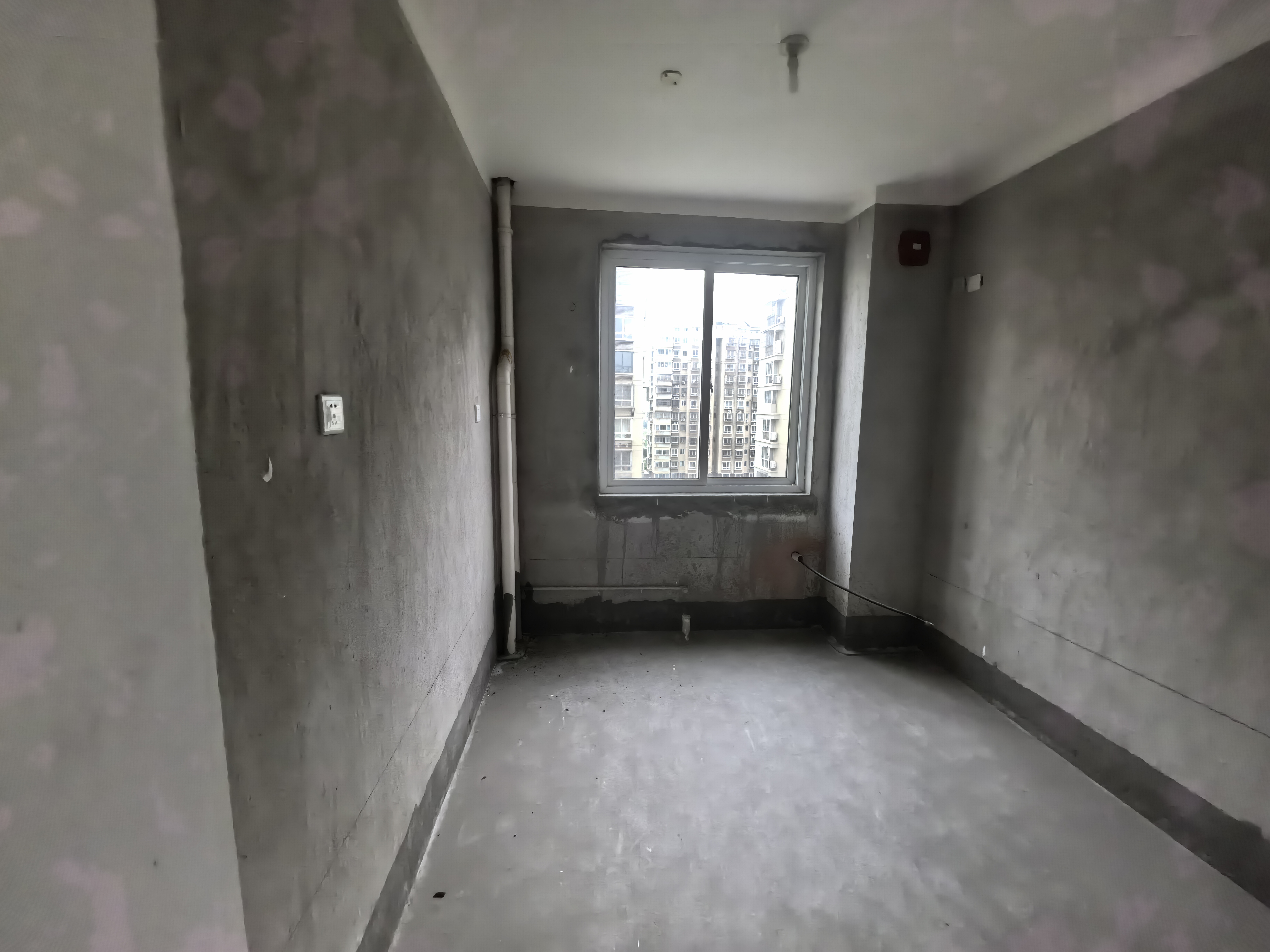 天霞苑 3室2厅2卫 192m&sup2;
