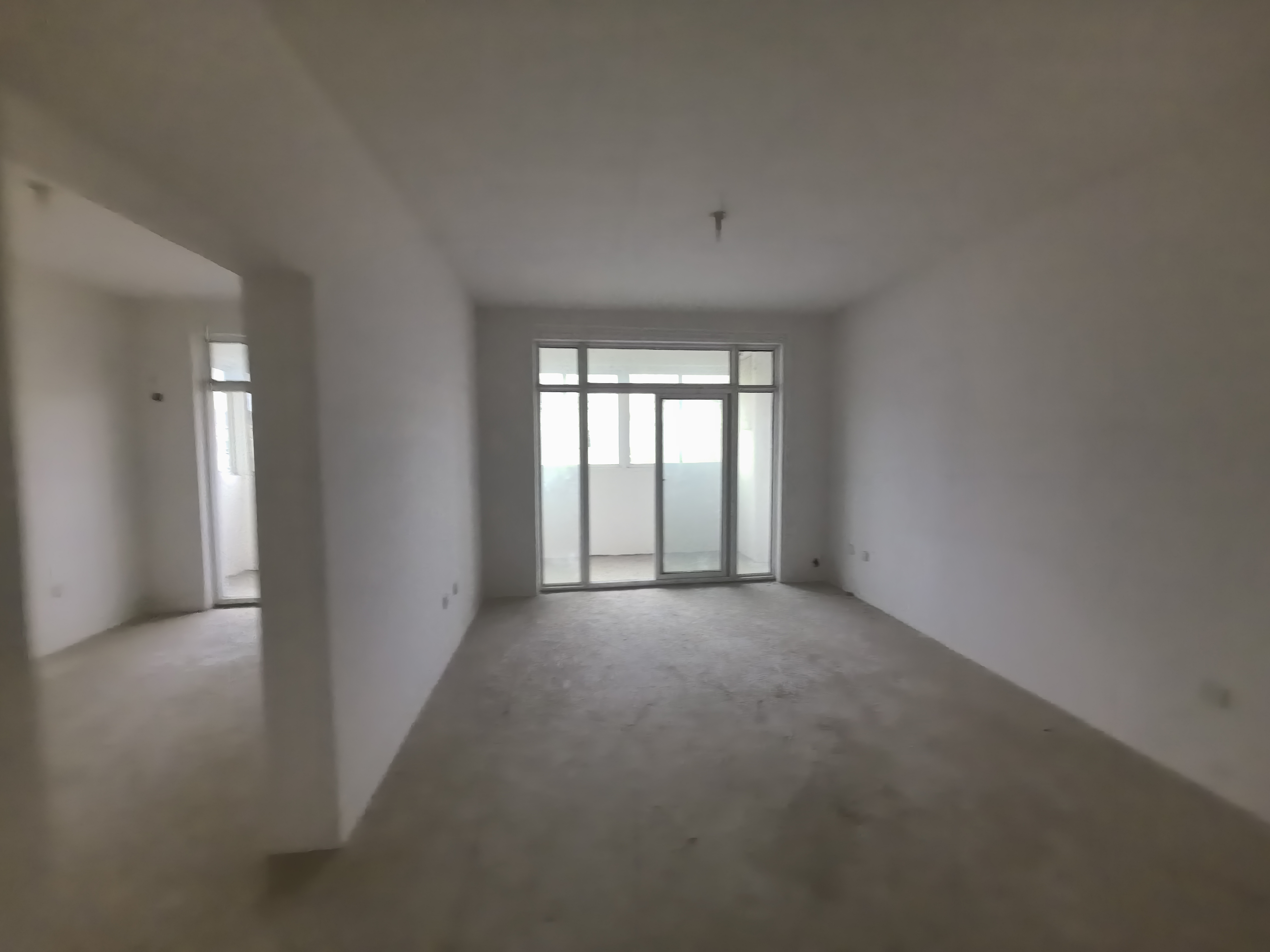 天霞苑 3室2厅2卫 192m&sup2;