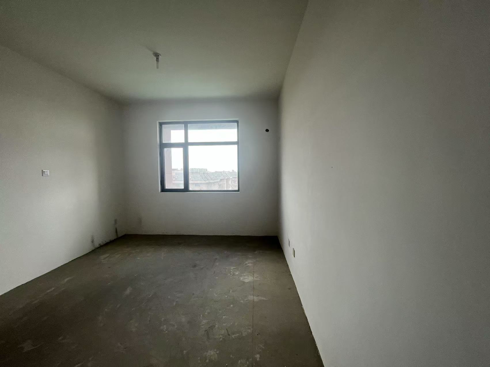 朝霞里花苑 3室2厅2卫 129m&sup2;