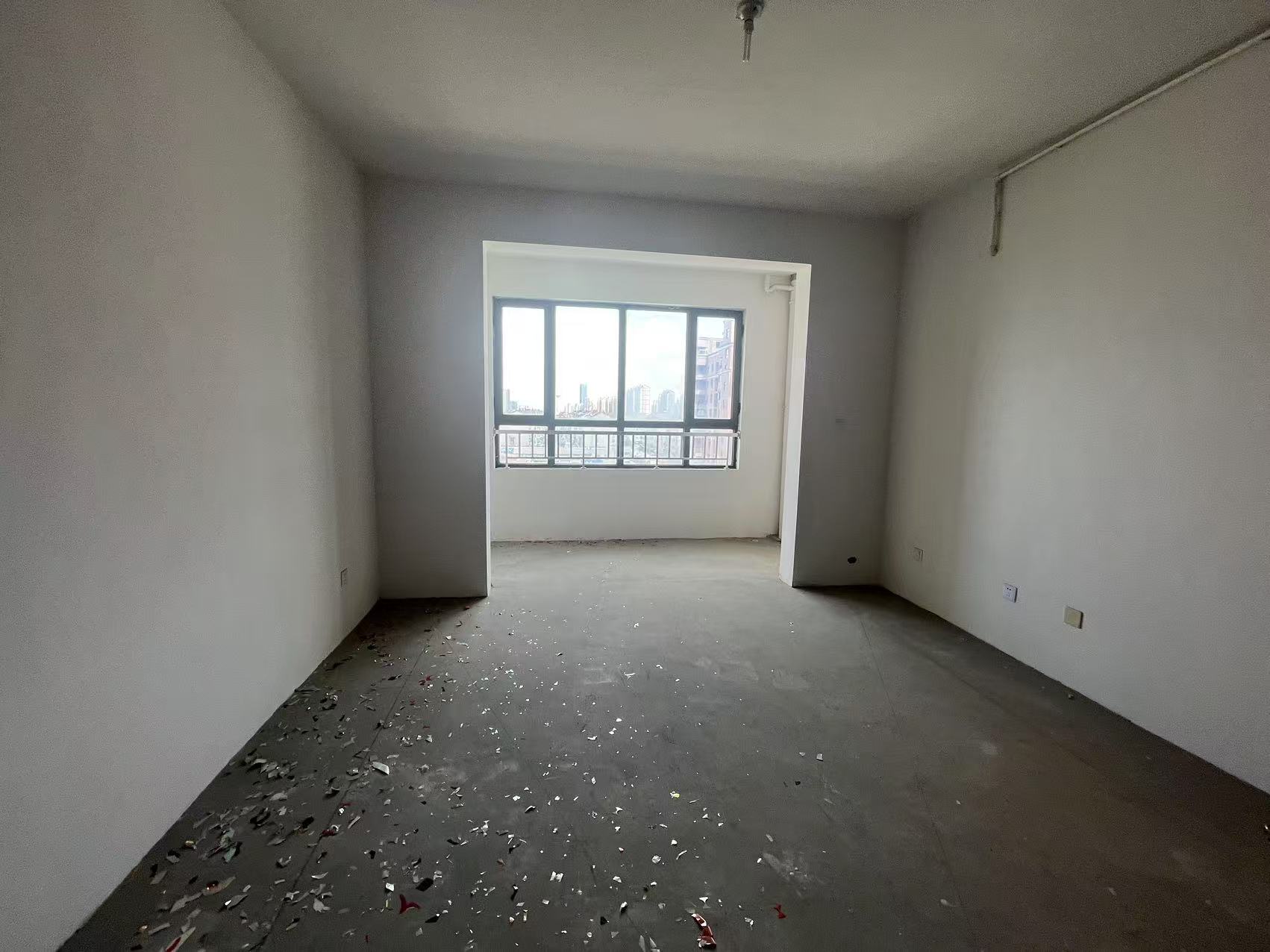 朝霞里花苑 3室2厅2卫 129m&sup2;
