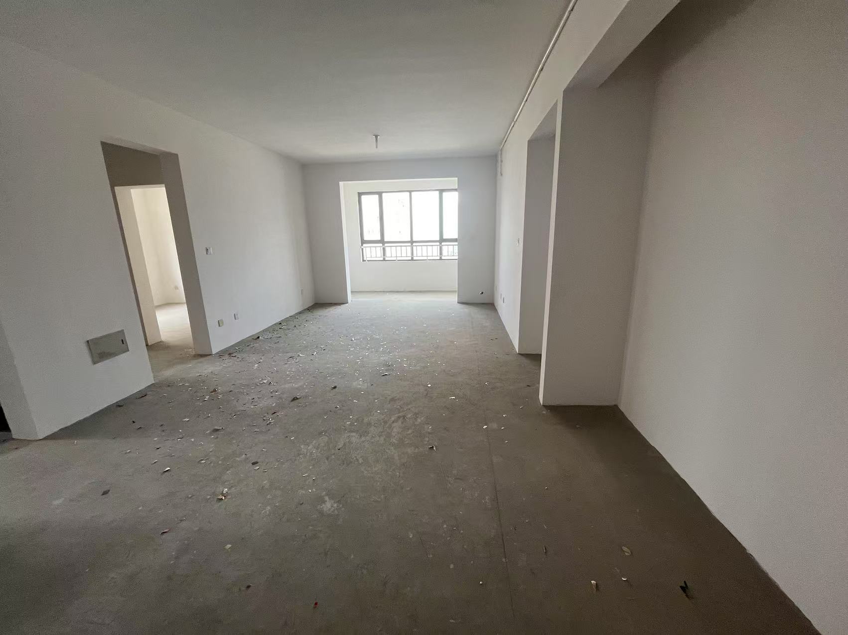 朝霞里花苑 3室2厅2卫 129m&sup2;