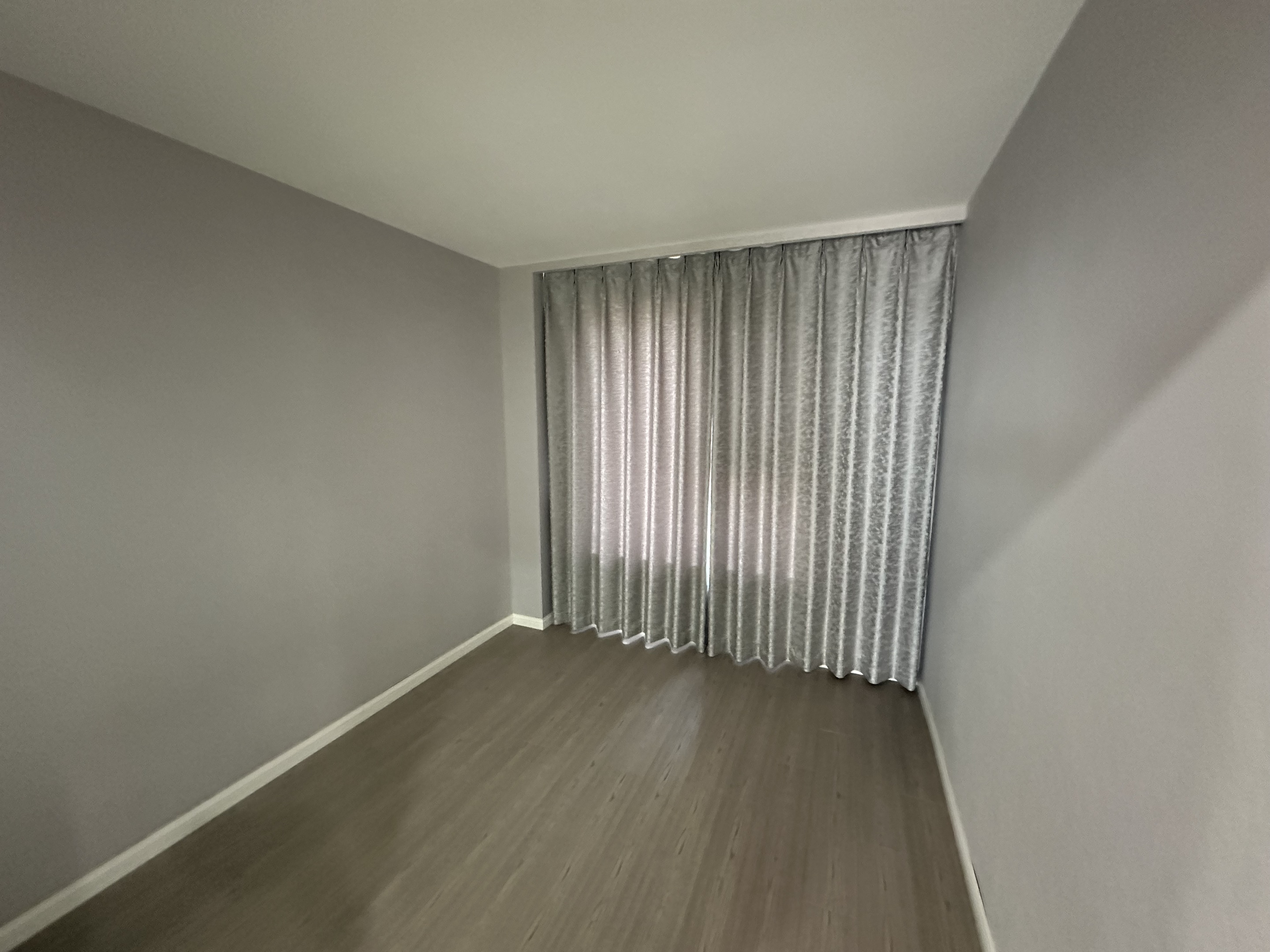 华强城四期 4室2厅2卫 140m&sup2;
