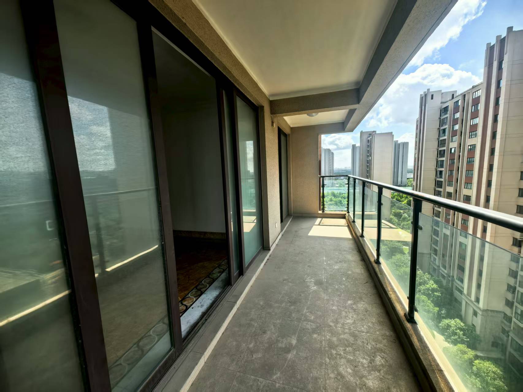 南通碧桂园翡翠华府 4室2厅2卫 144m&sup2;