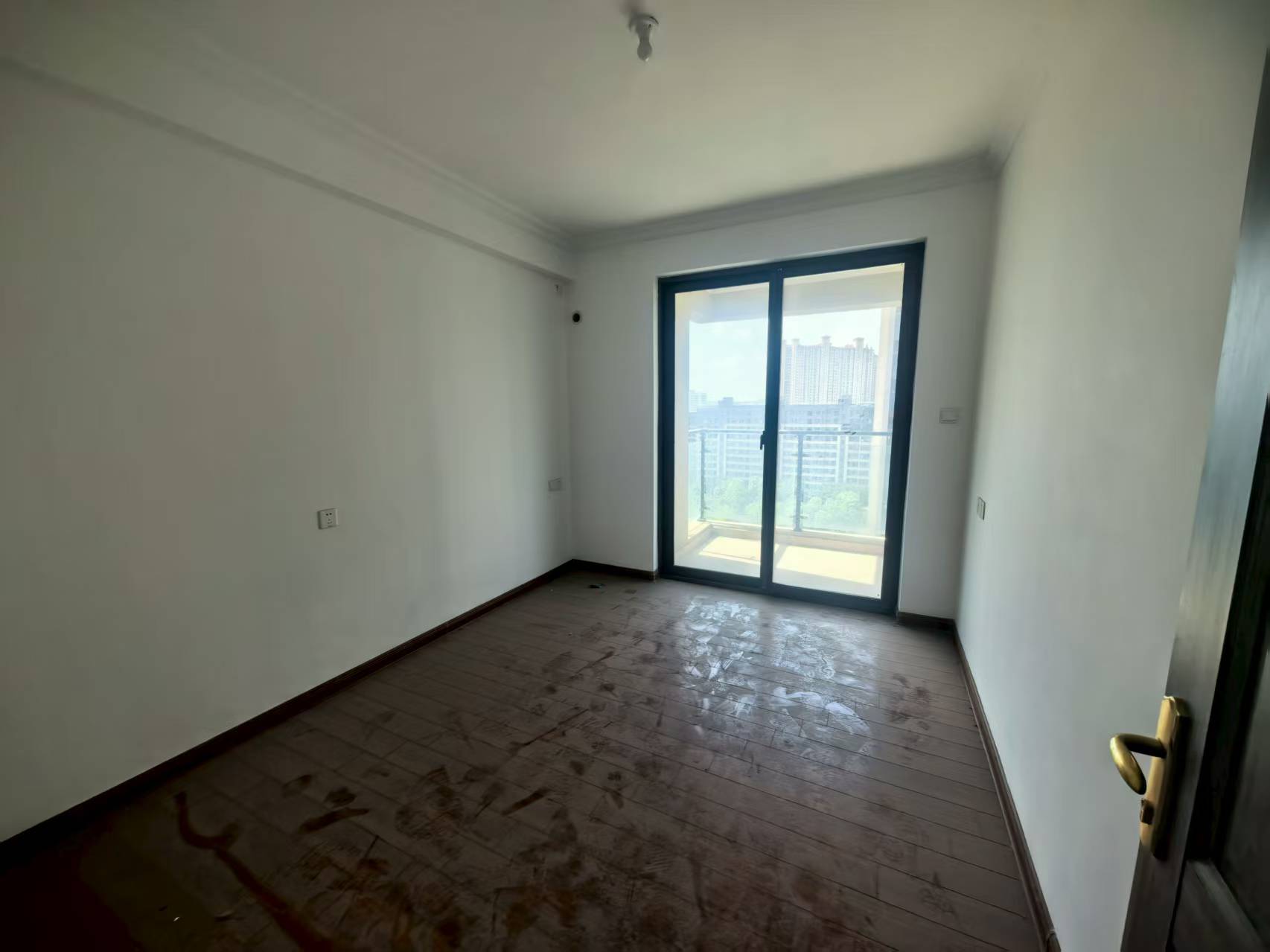 南通碧桂园翡翠华府 4室2厅2卫 144m&sup2;