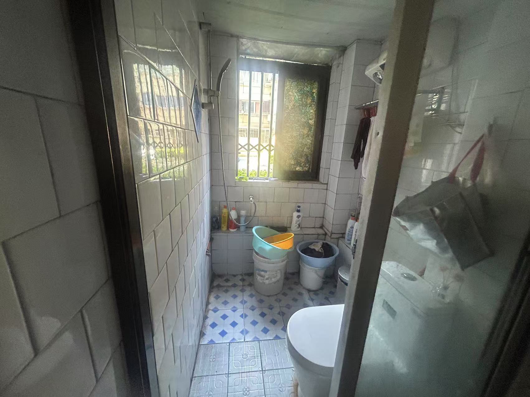 虹桥南村 2室1厅1卫 58m&sup2;
