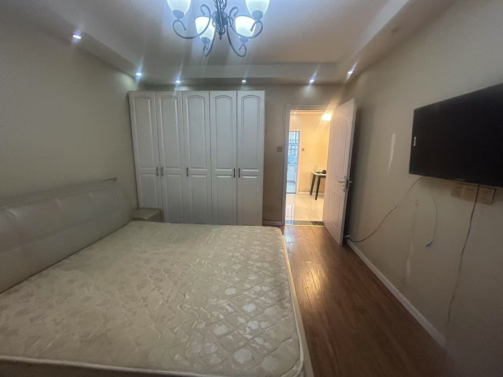 虹桥南村 2室1厅1卫 60m&sup2;