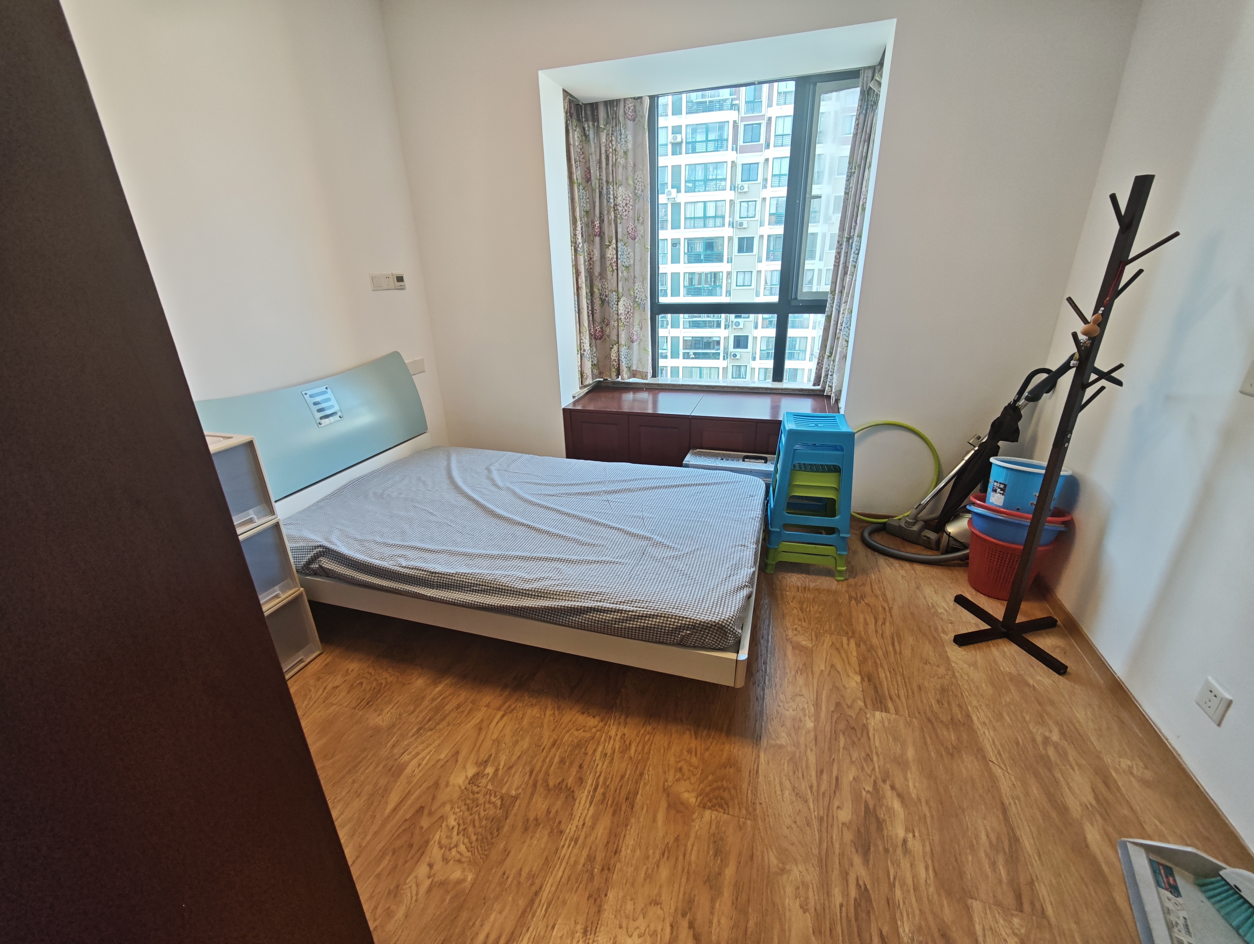 益兴名流府 3室2厅2卫 138m&sup2;