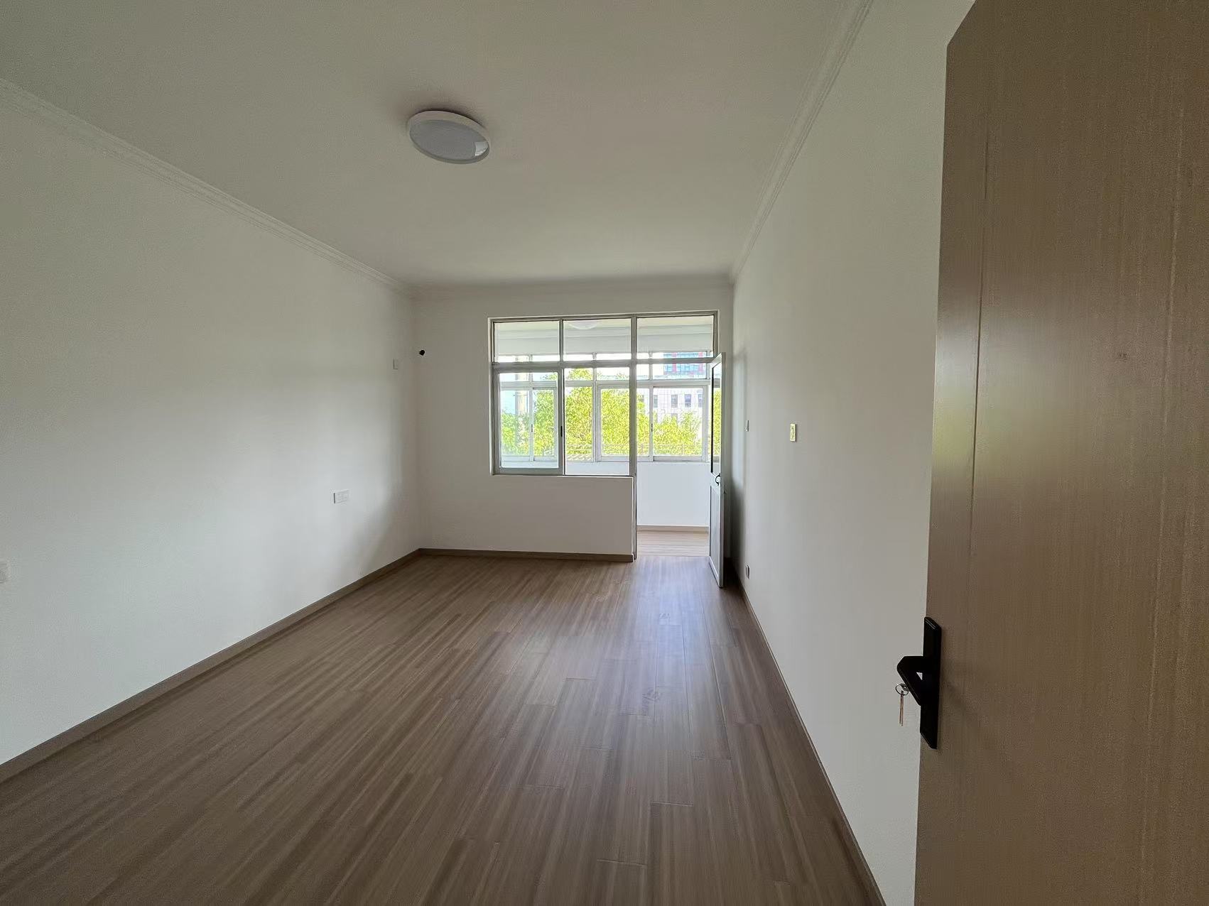 八角亭小区 3室2厅1卫 95.06m&sup2;