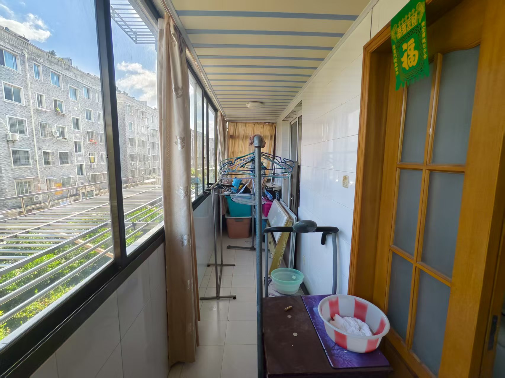 华山花苑四期 4室2厅2卫 164m&sup2;
