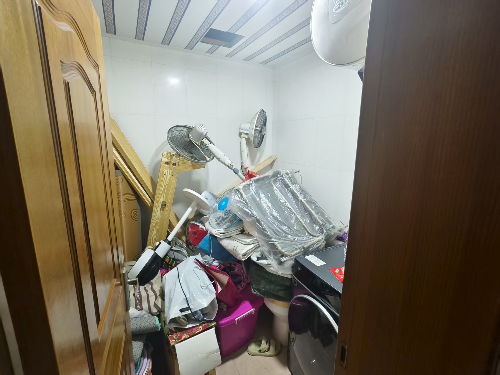 华山花苑四期 4室2厅2卫 164m&sup2;
