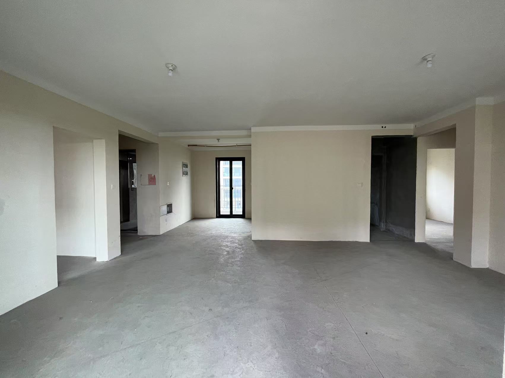绿地江海图 3室2厅2卫 127m²
