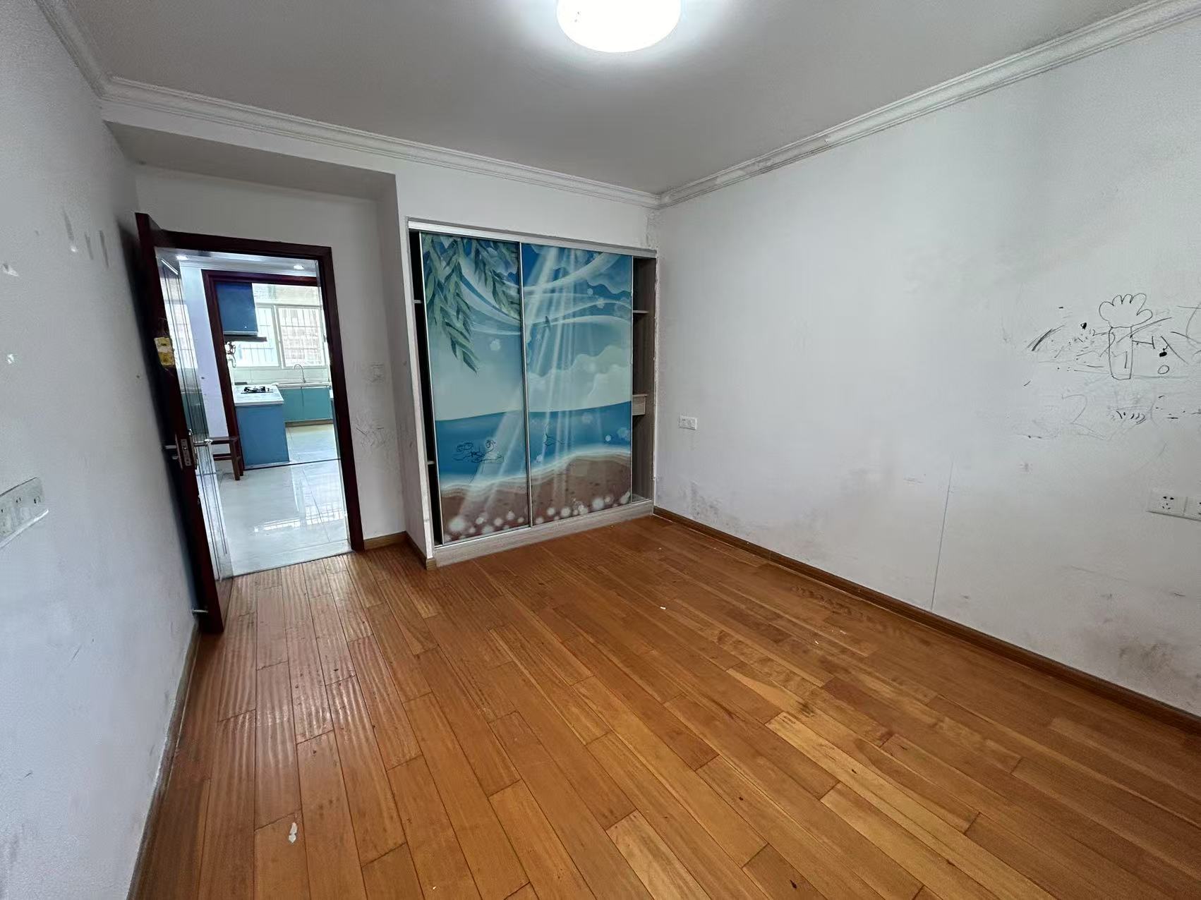 天山花苑西区 2室1厅1卫 83m&sup2;