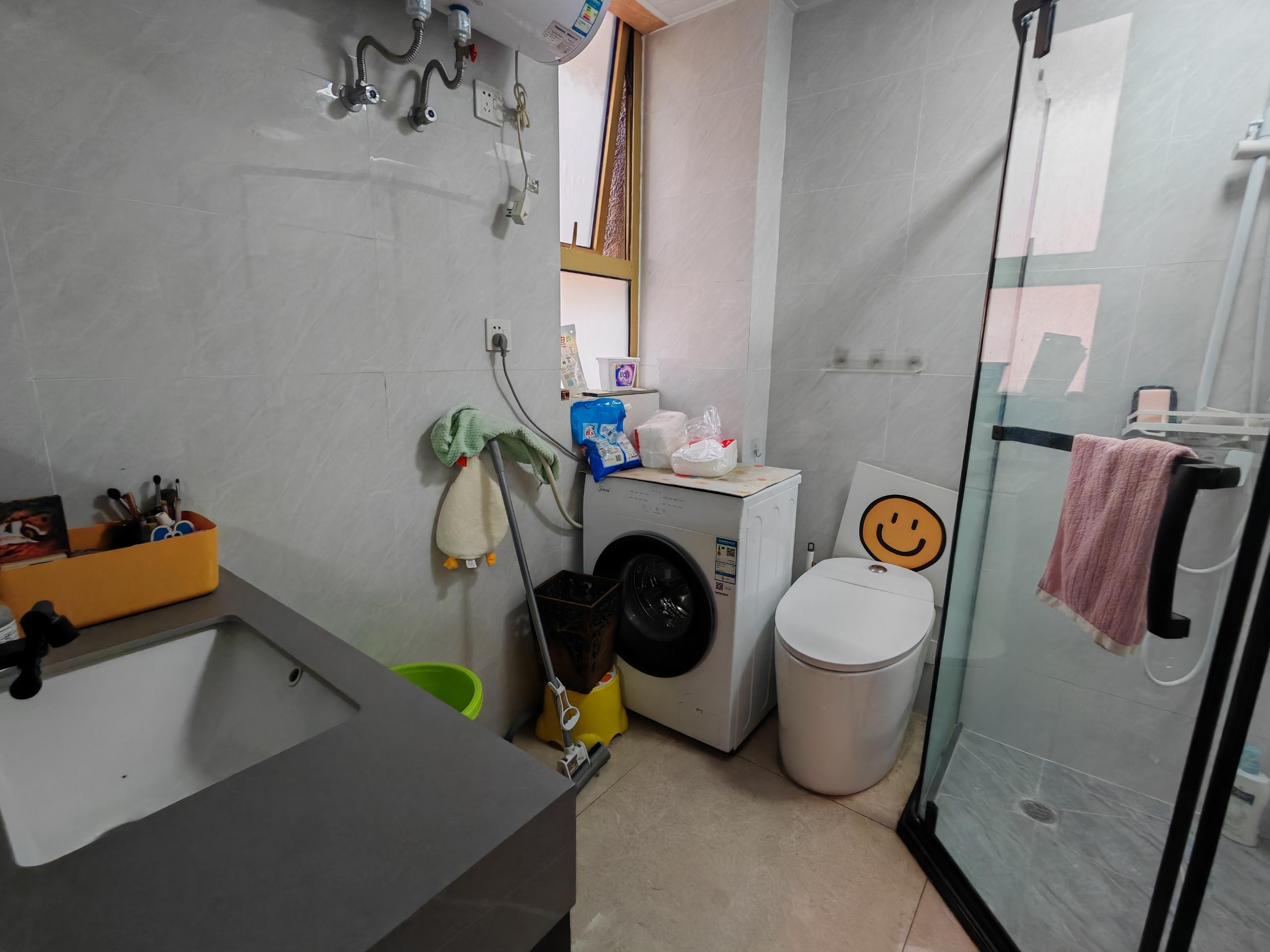 恒盛豪庭 3室2厅1卫 144.00m&sup2;