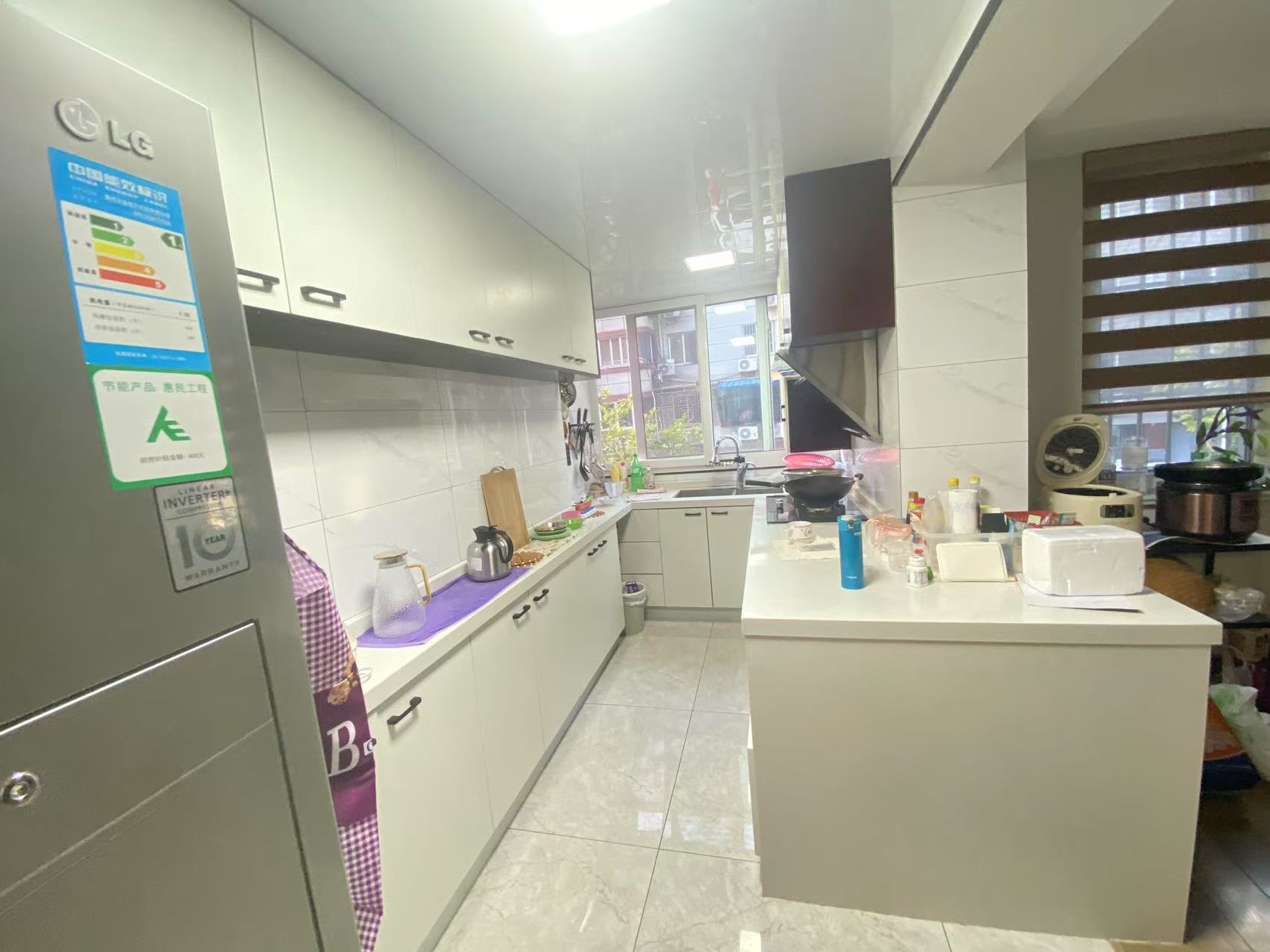 光明东村二期 3室2厅1卫 145m&sup2;