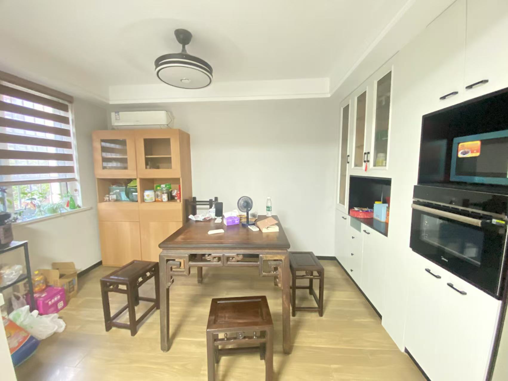 光明东村二期 3室2厅1卫 145m&sup2;